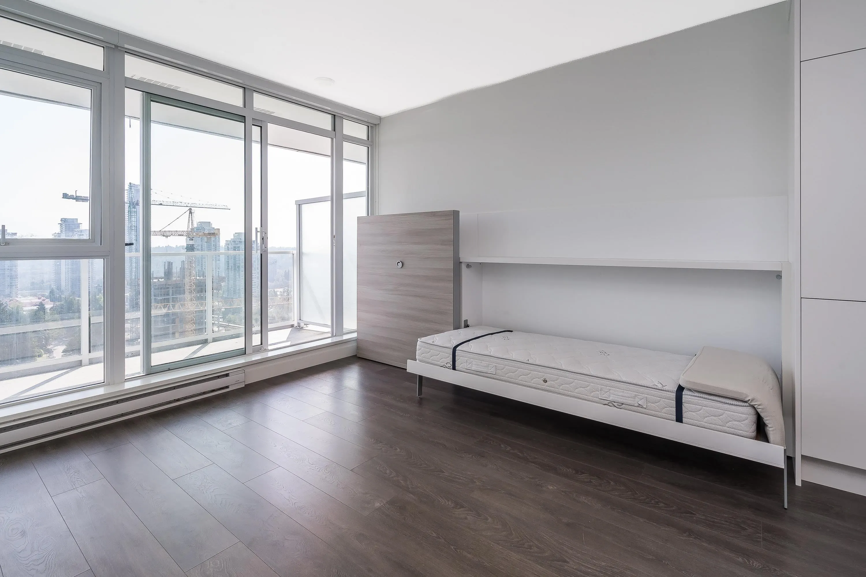 1405 657 Whiting Way