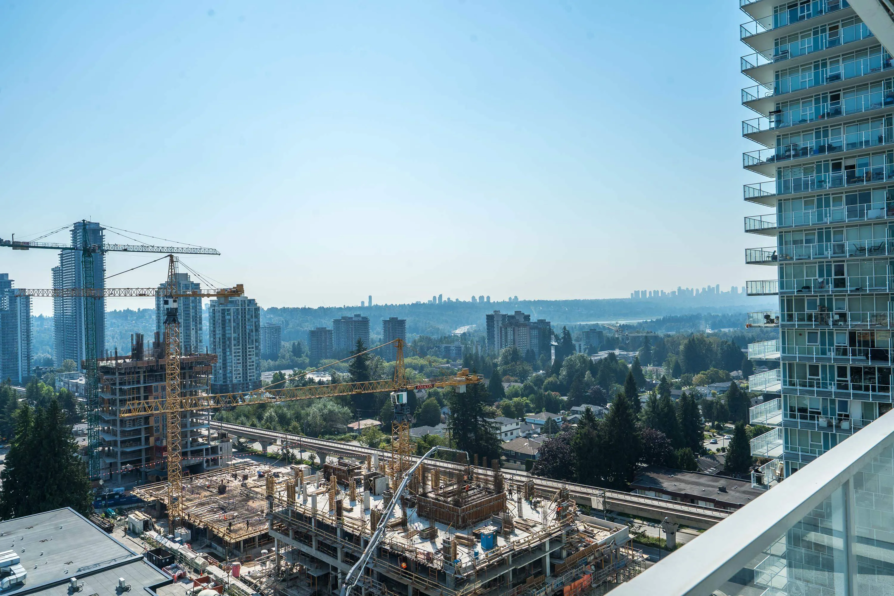 1405 657 Whiting Way