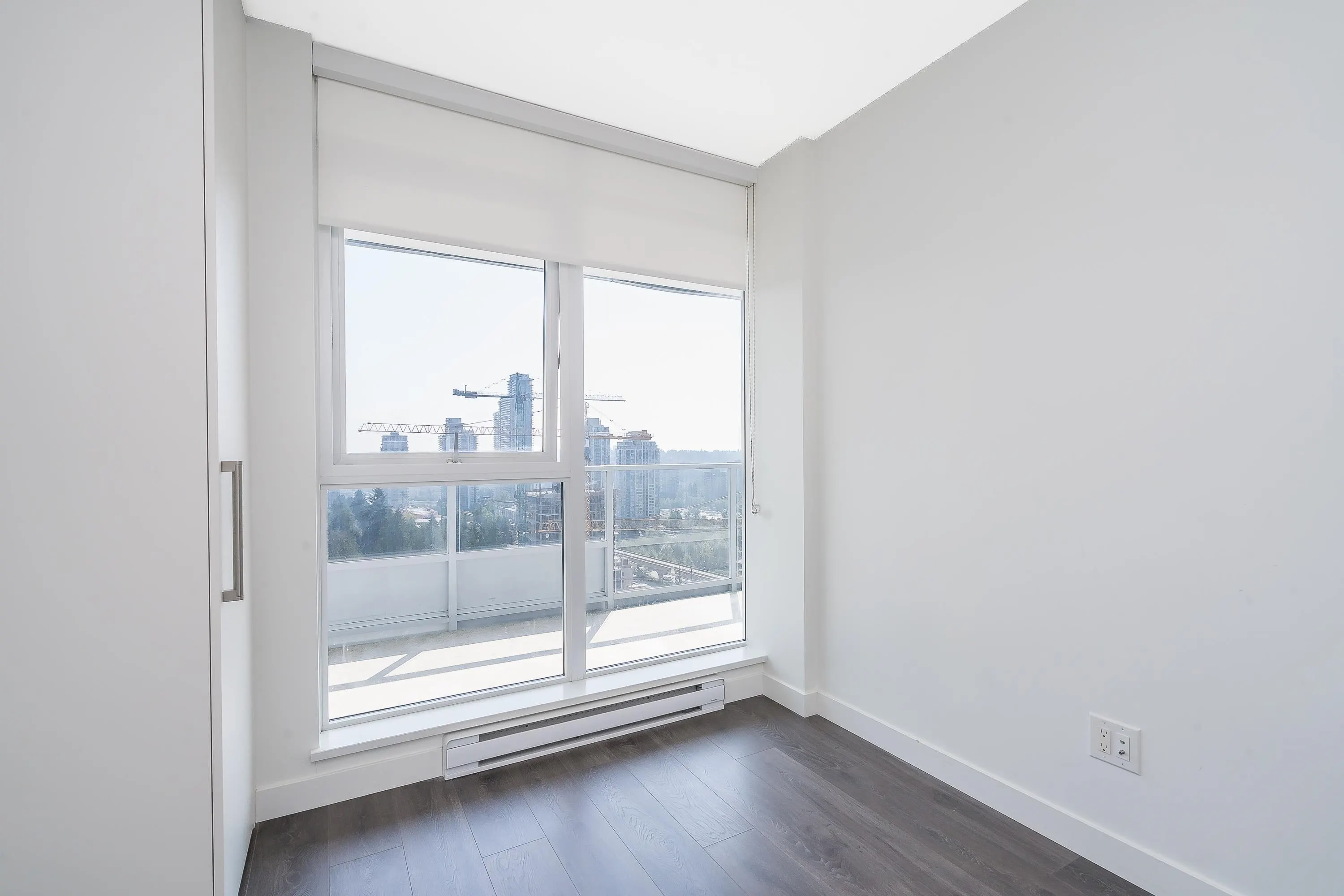 1405 657 Whiting Way