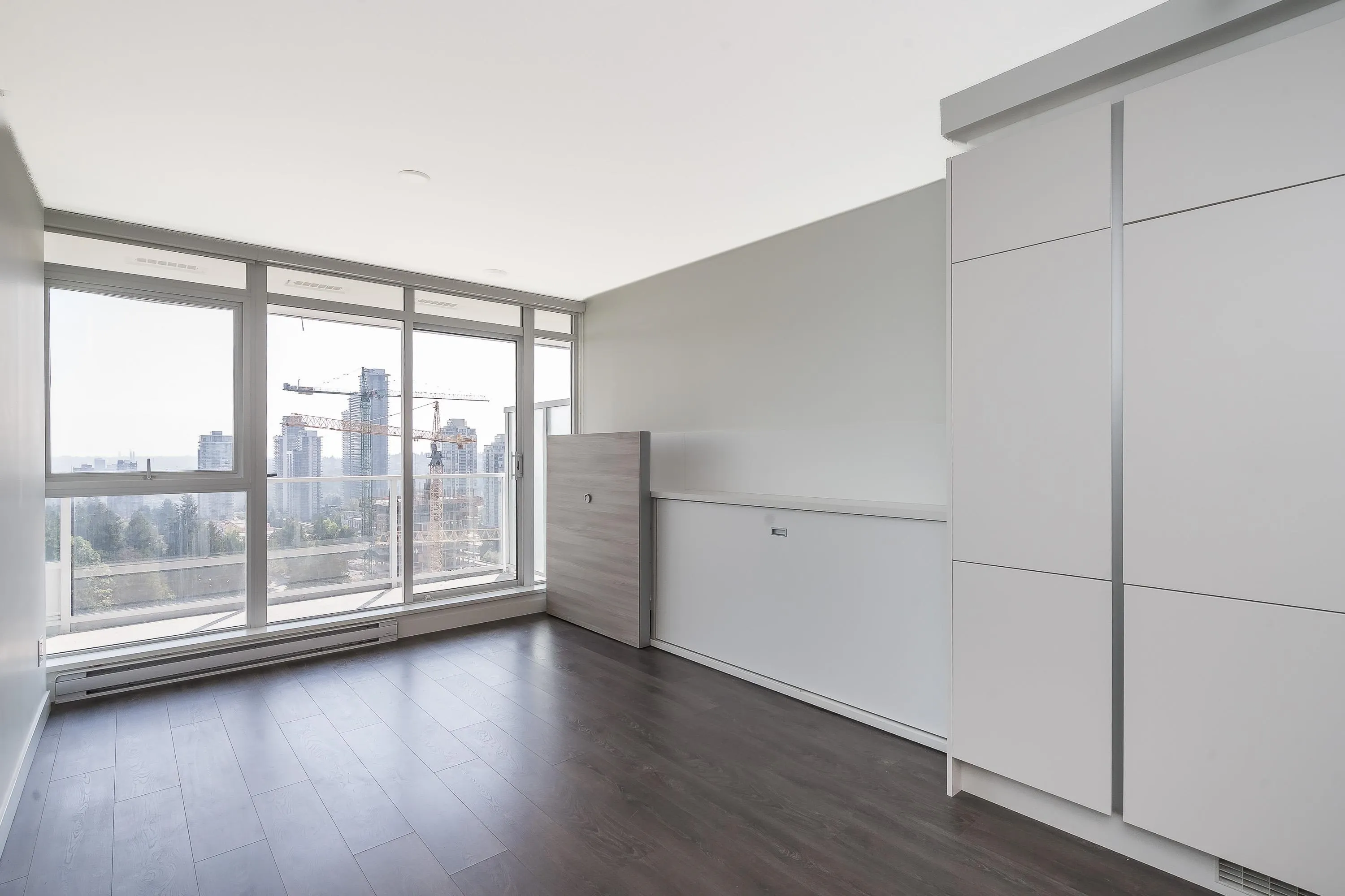 1405 657 Whiting Way