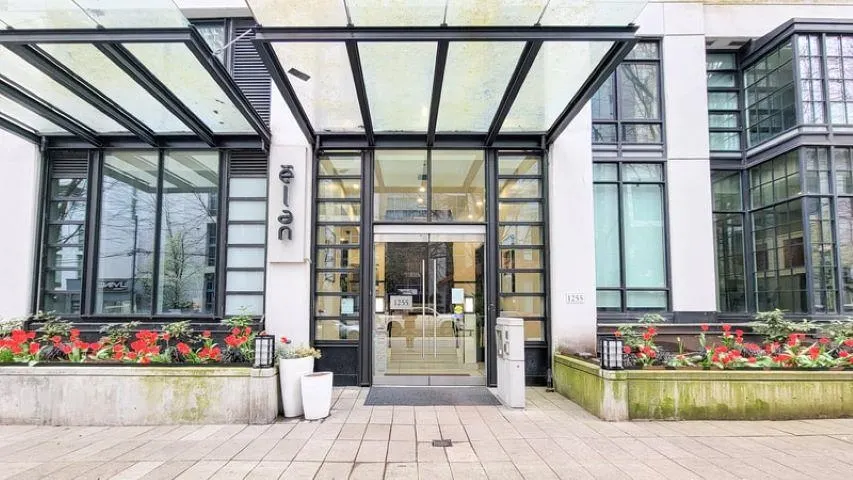 804 1255 Seymour Street