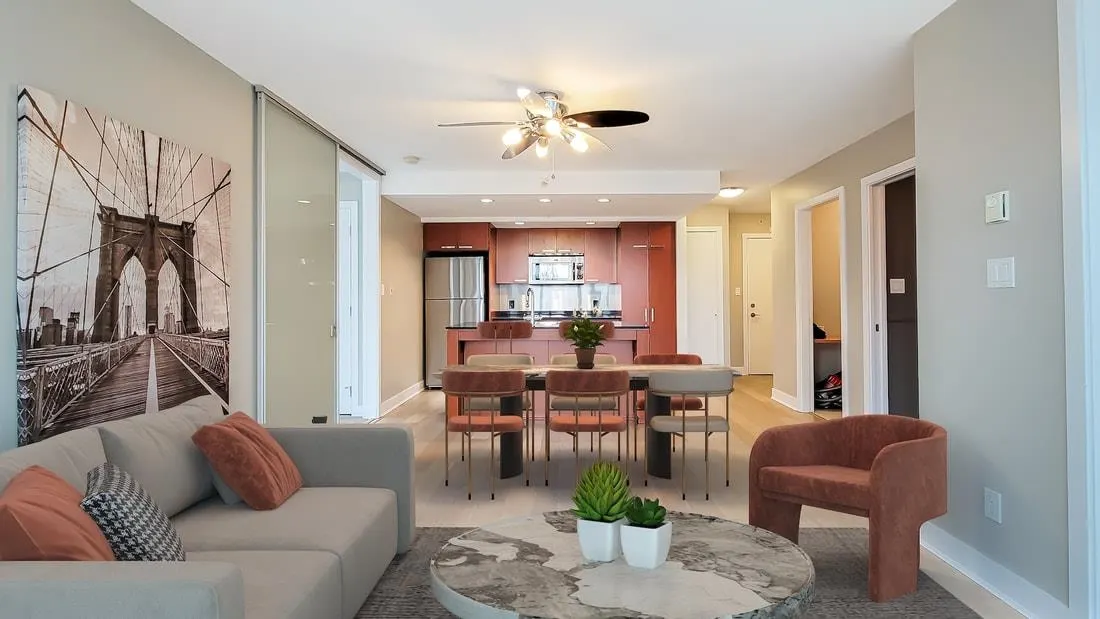 804 1255 Seymour Street