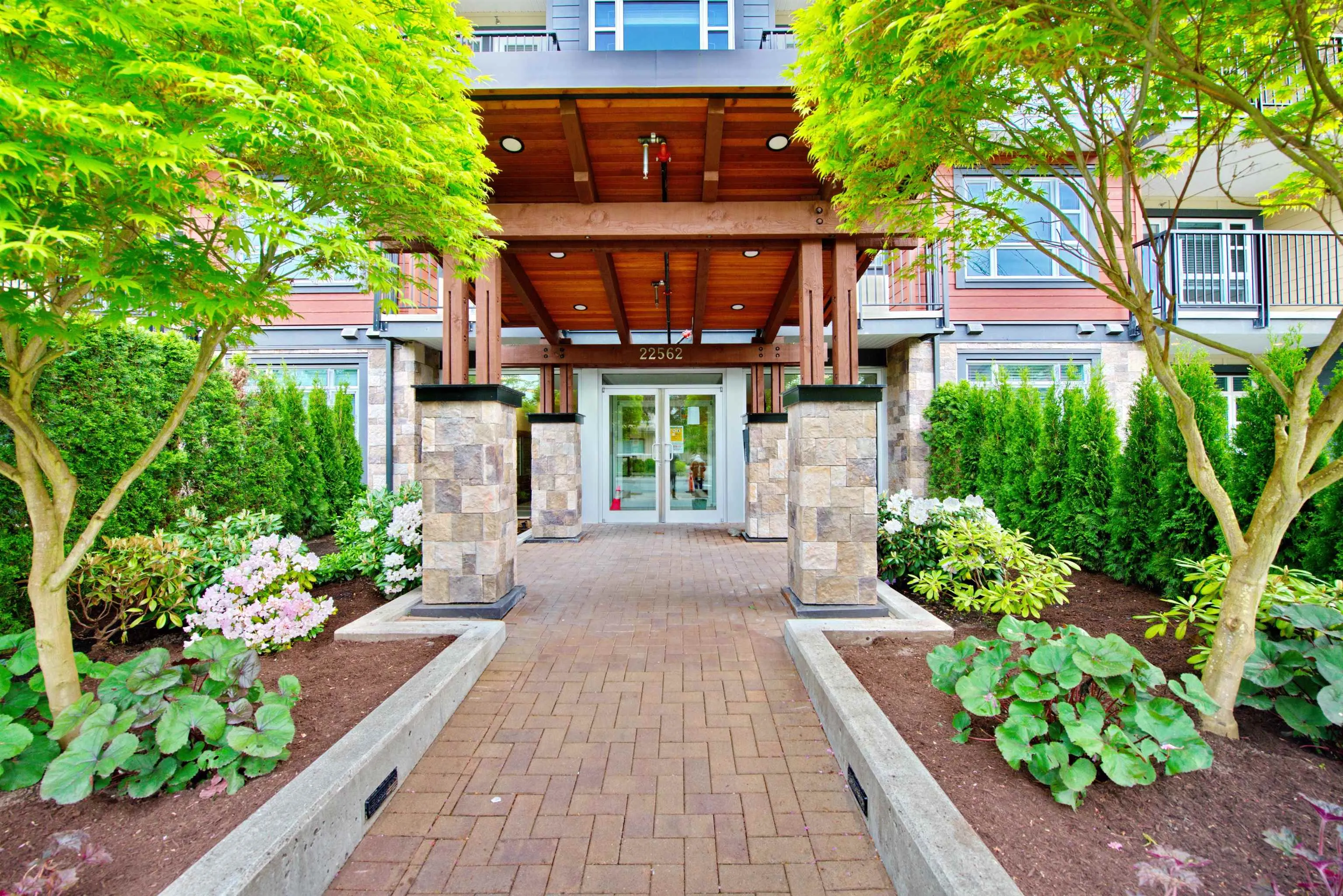 203 22562 121 Avenue