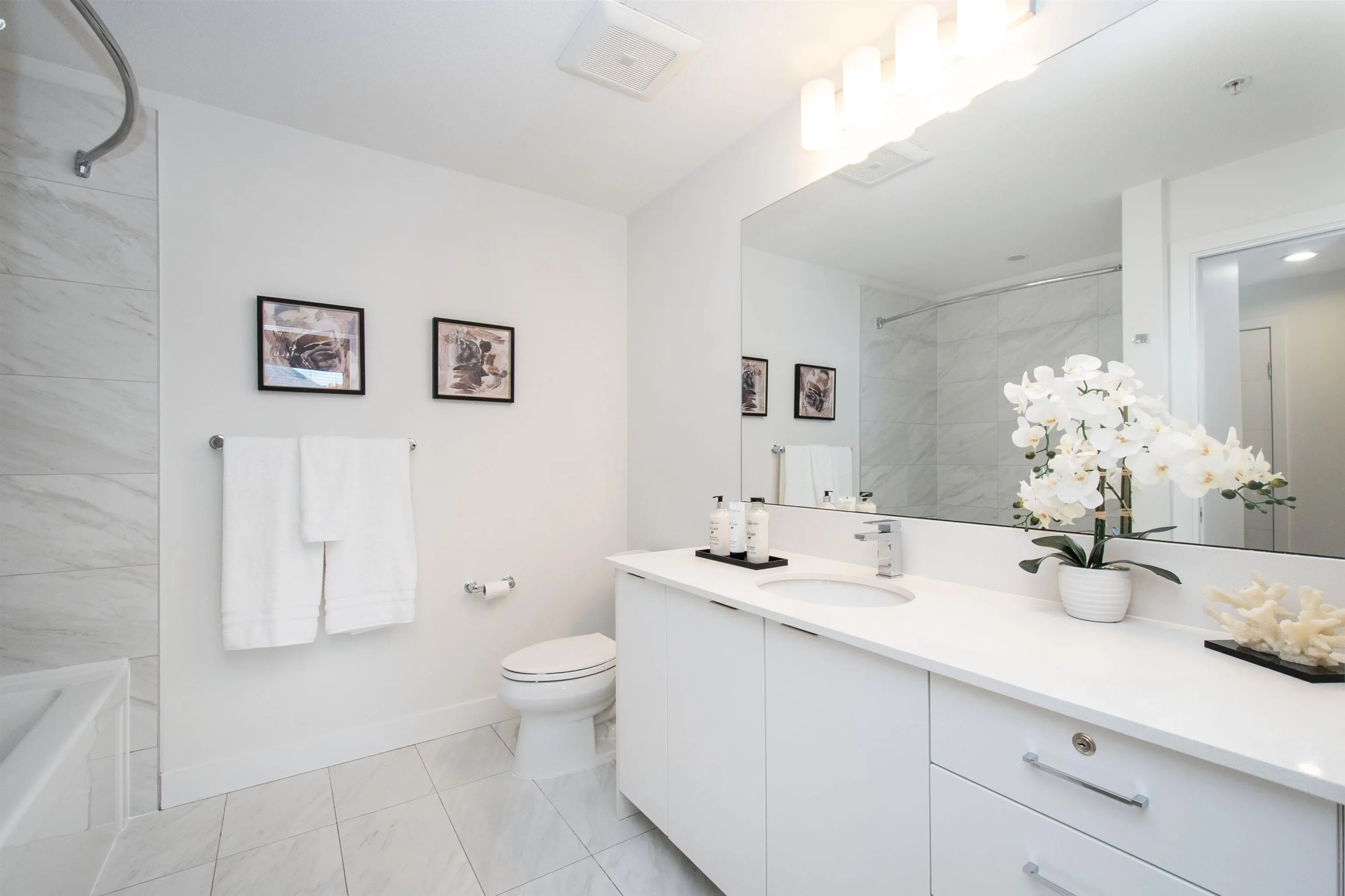 508 719 W 3rd Street