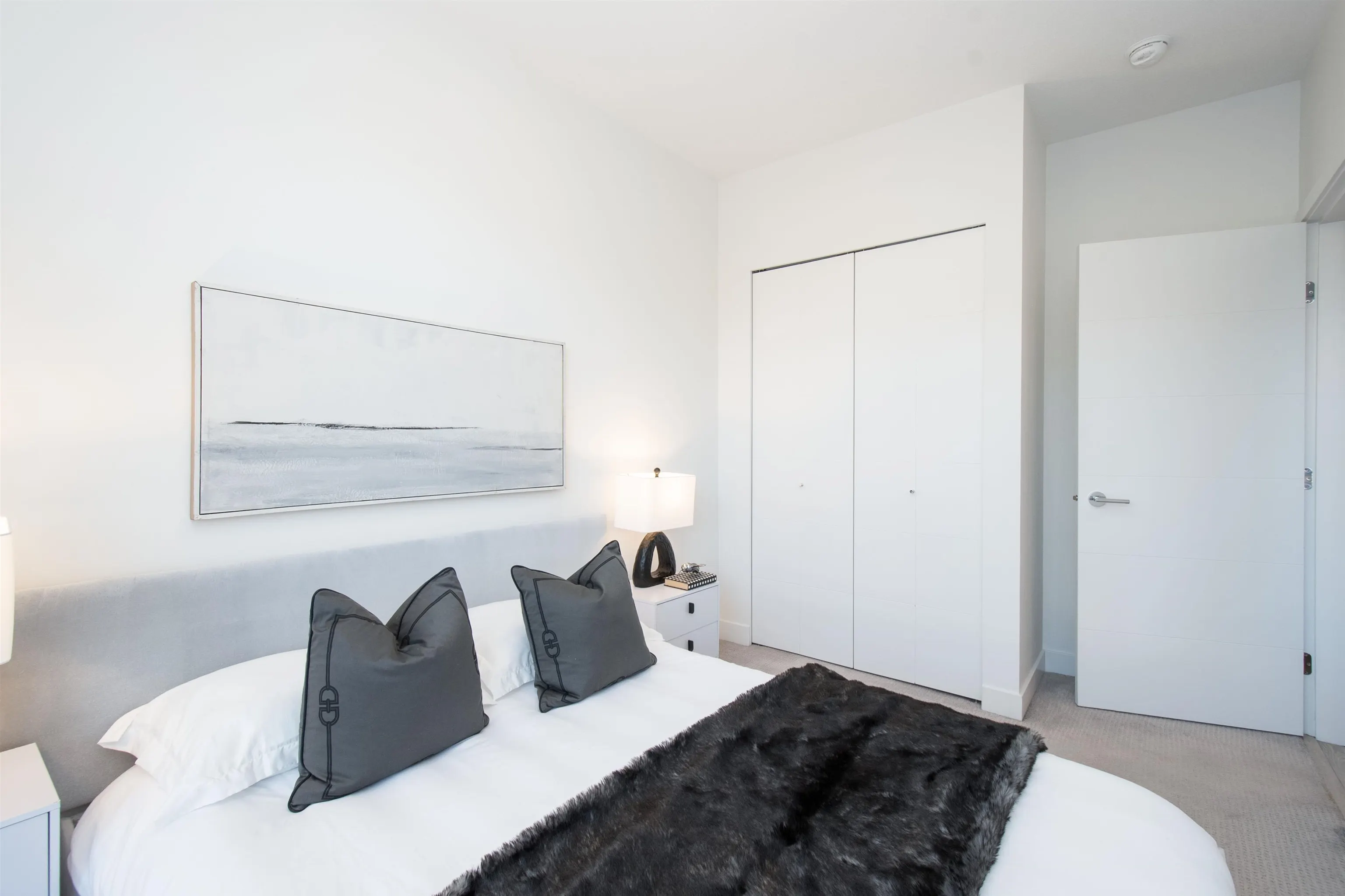 508 719 W 3rd Street