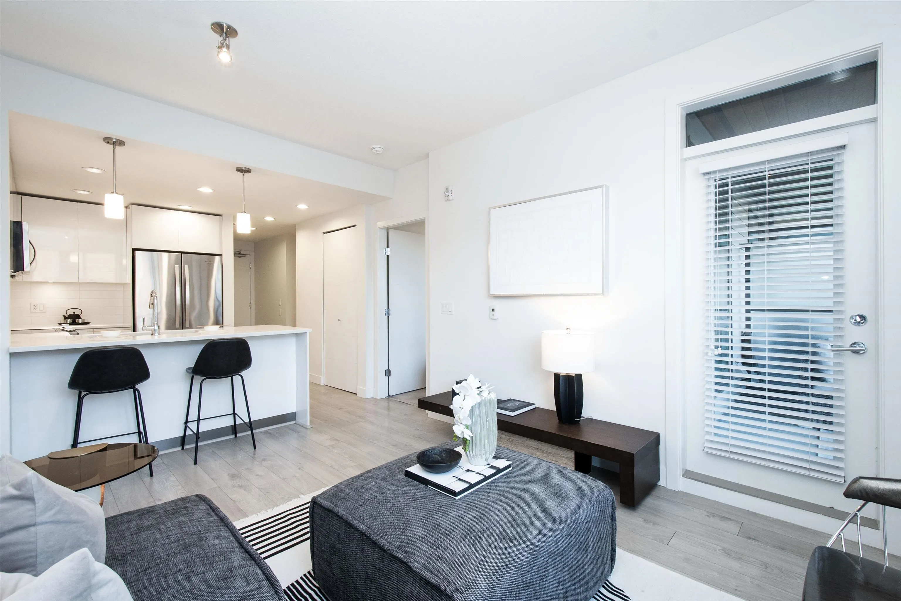 508 719 W 3rd Street