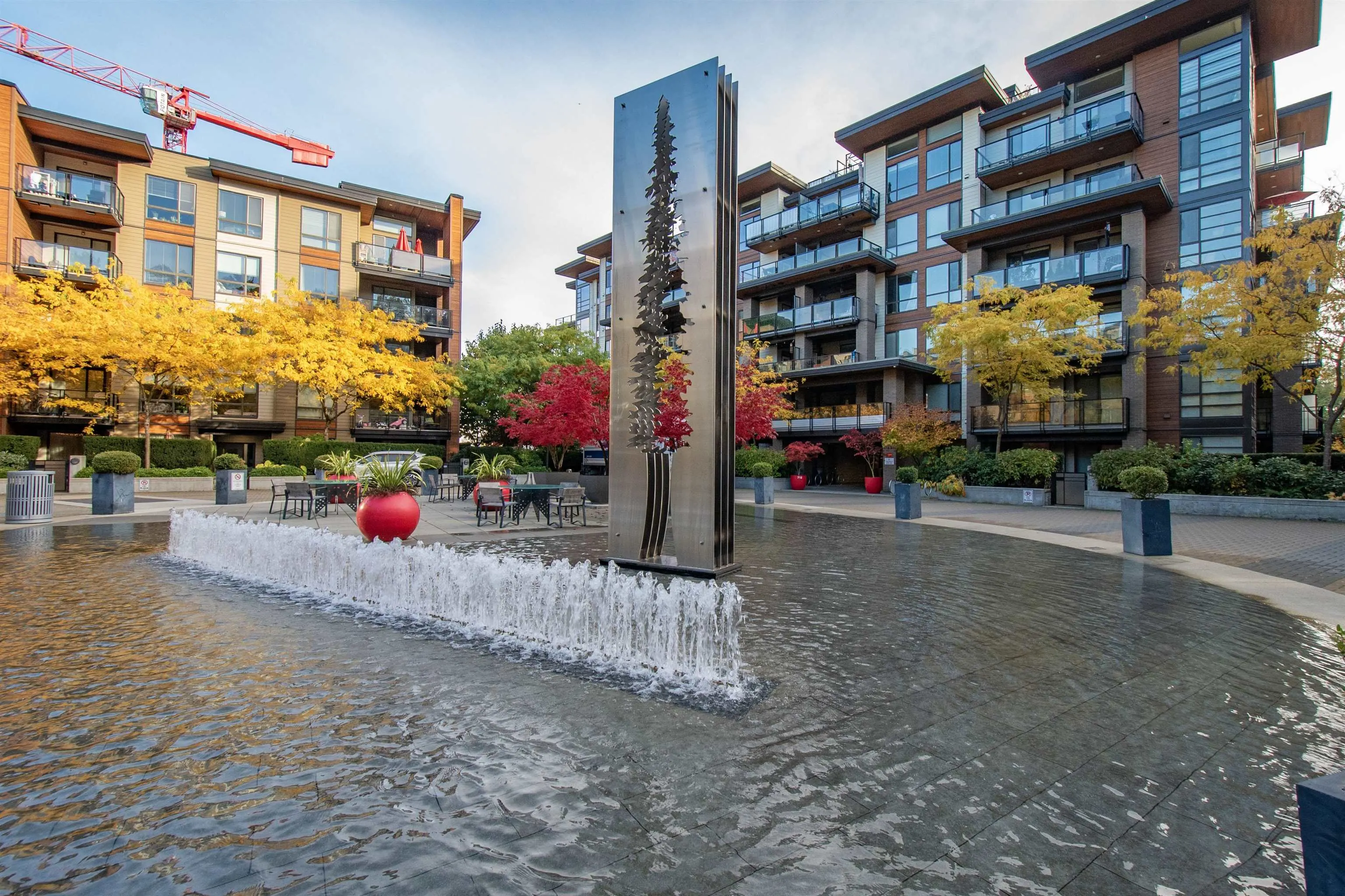 508 719 W 3rd Street