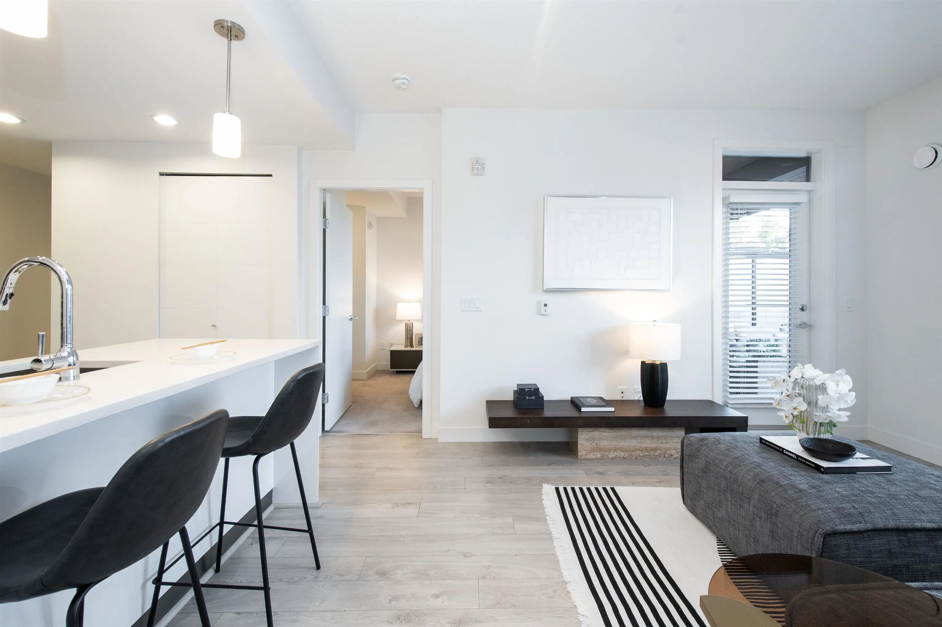 508 719 W 3rd Street