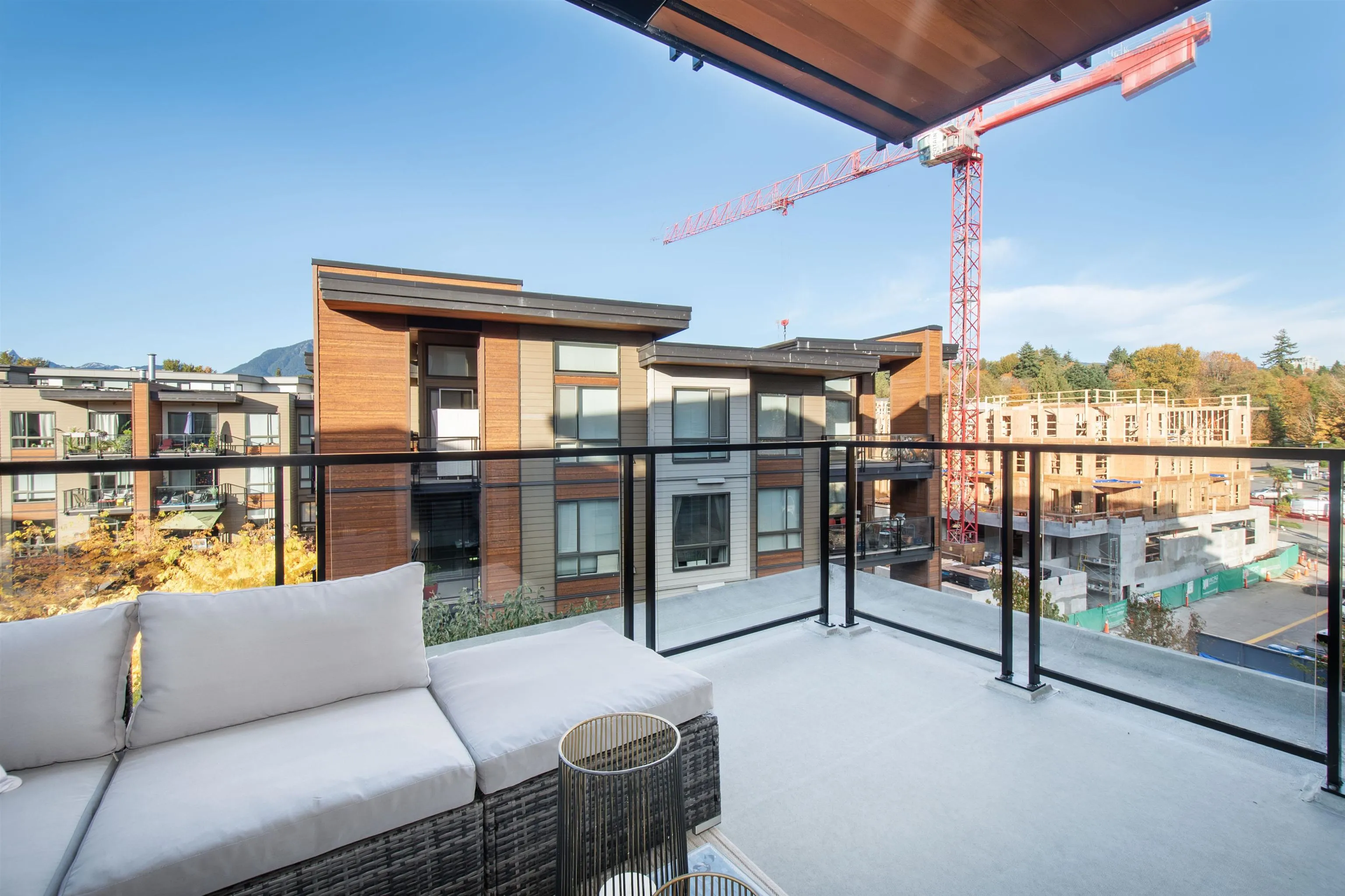 508 719 W 3rd Street