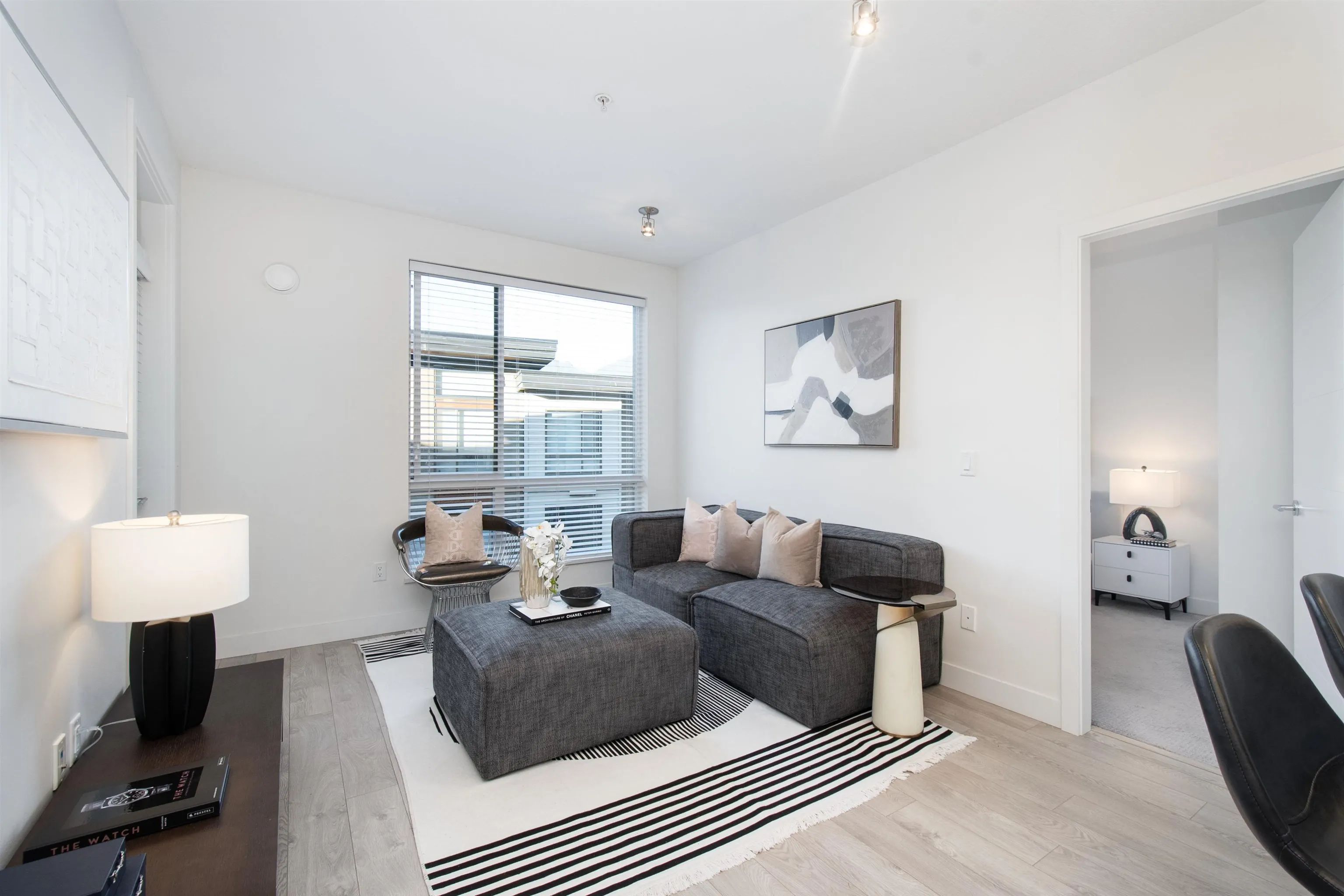 508 719 W 3rd Street