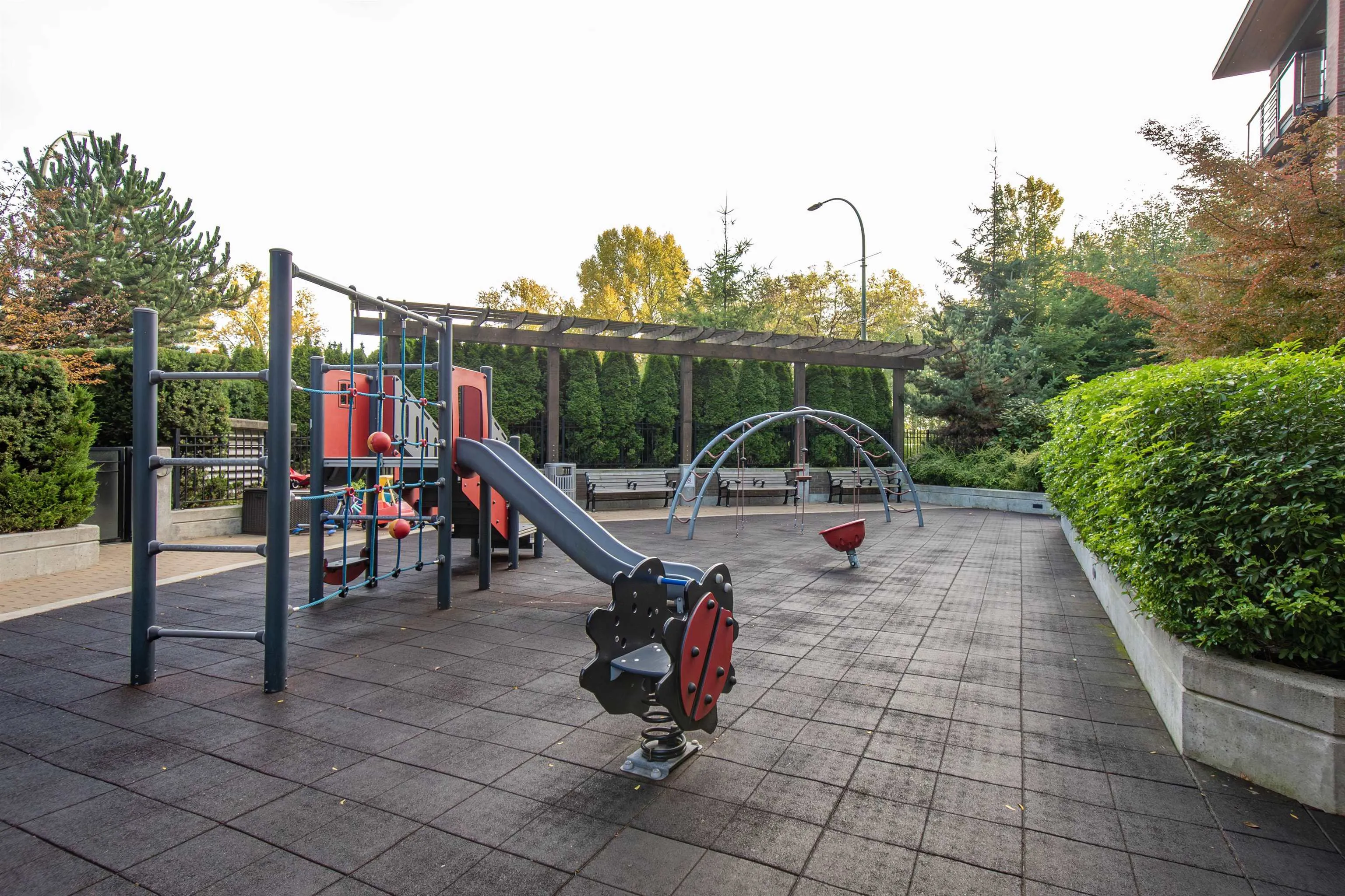 508 719 W 3rd Street