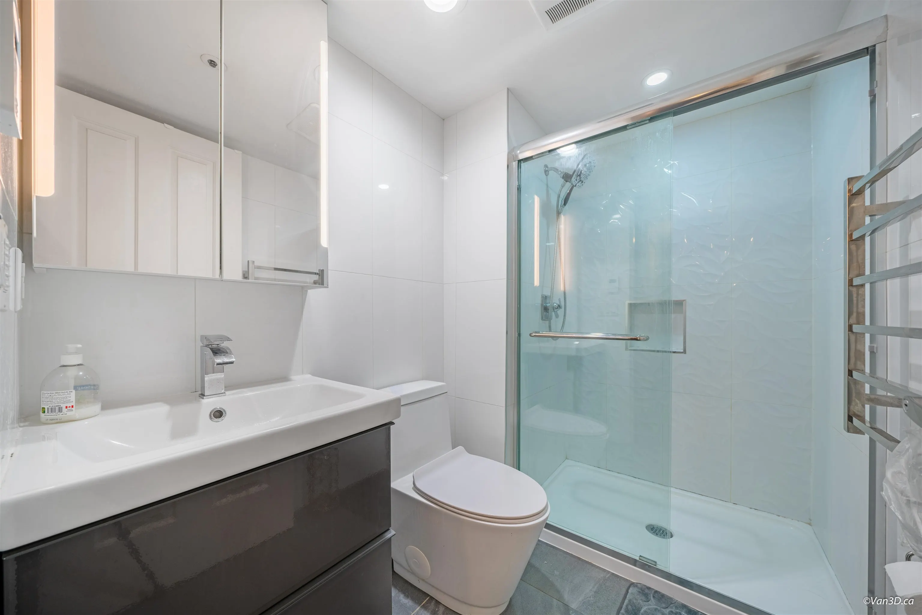 103 3189 Camosun Street