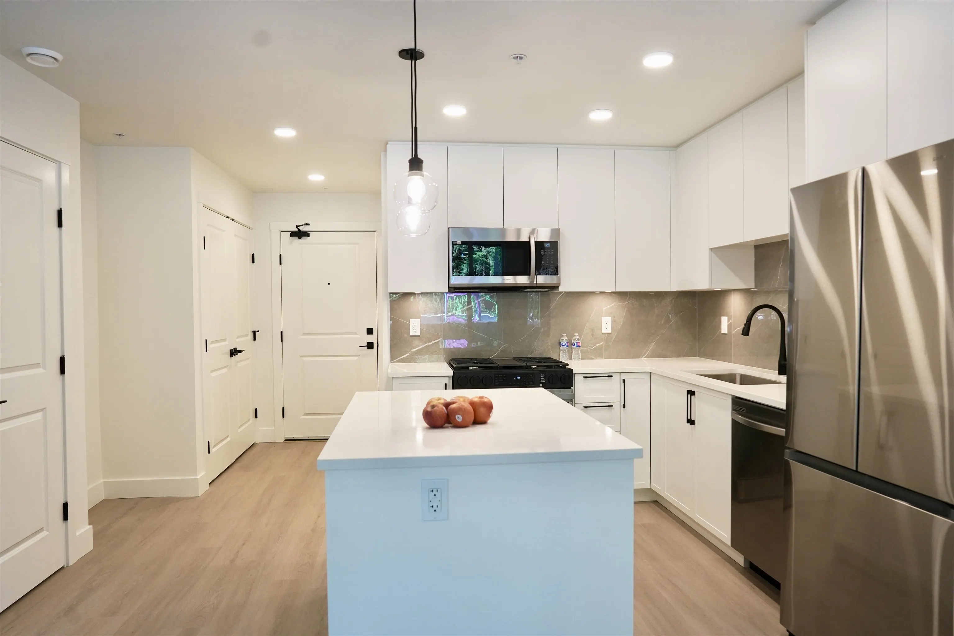 109 3528 146a Street