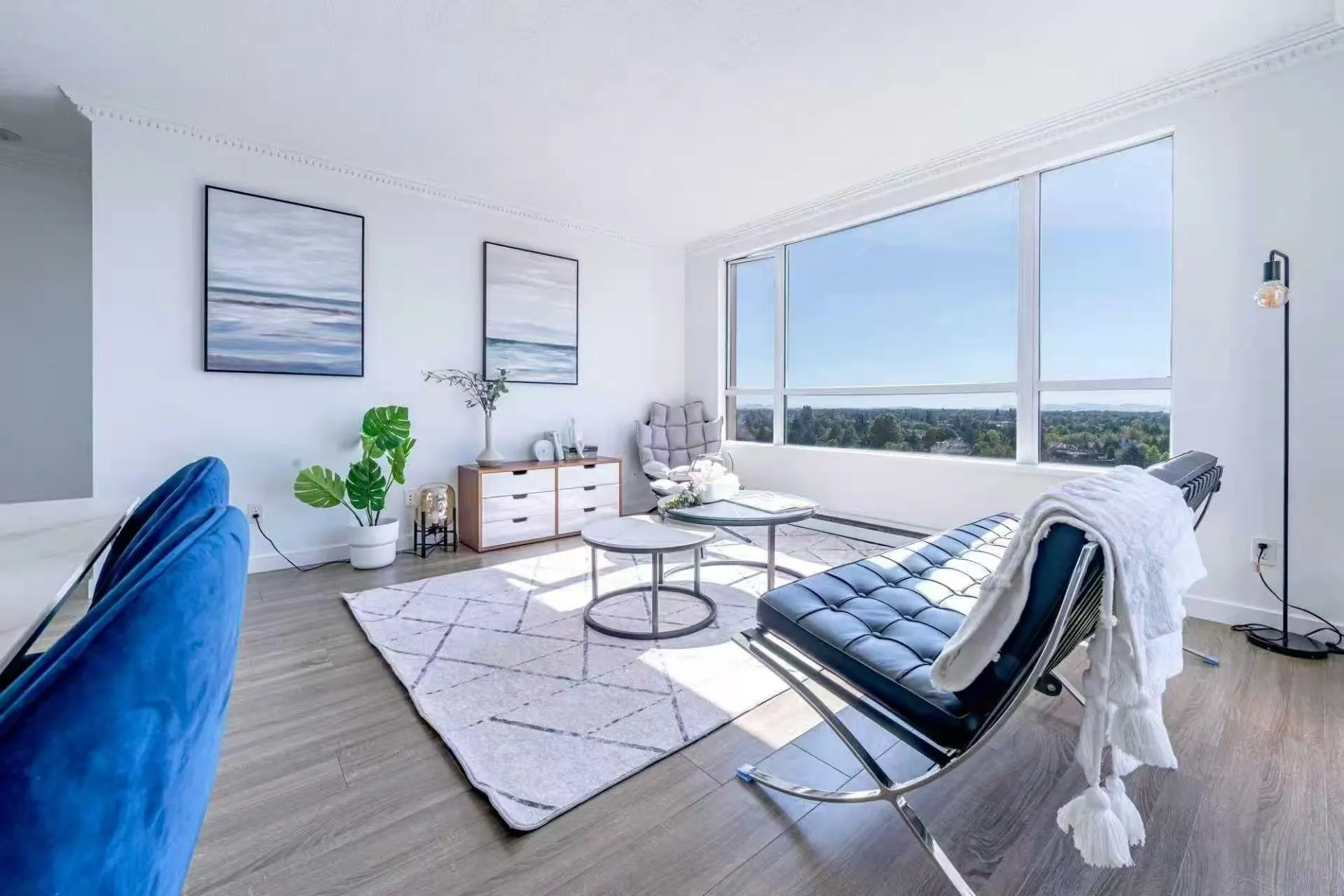 7760 Granville Avenue