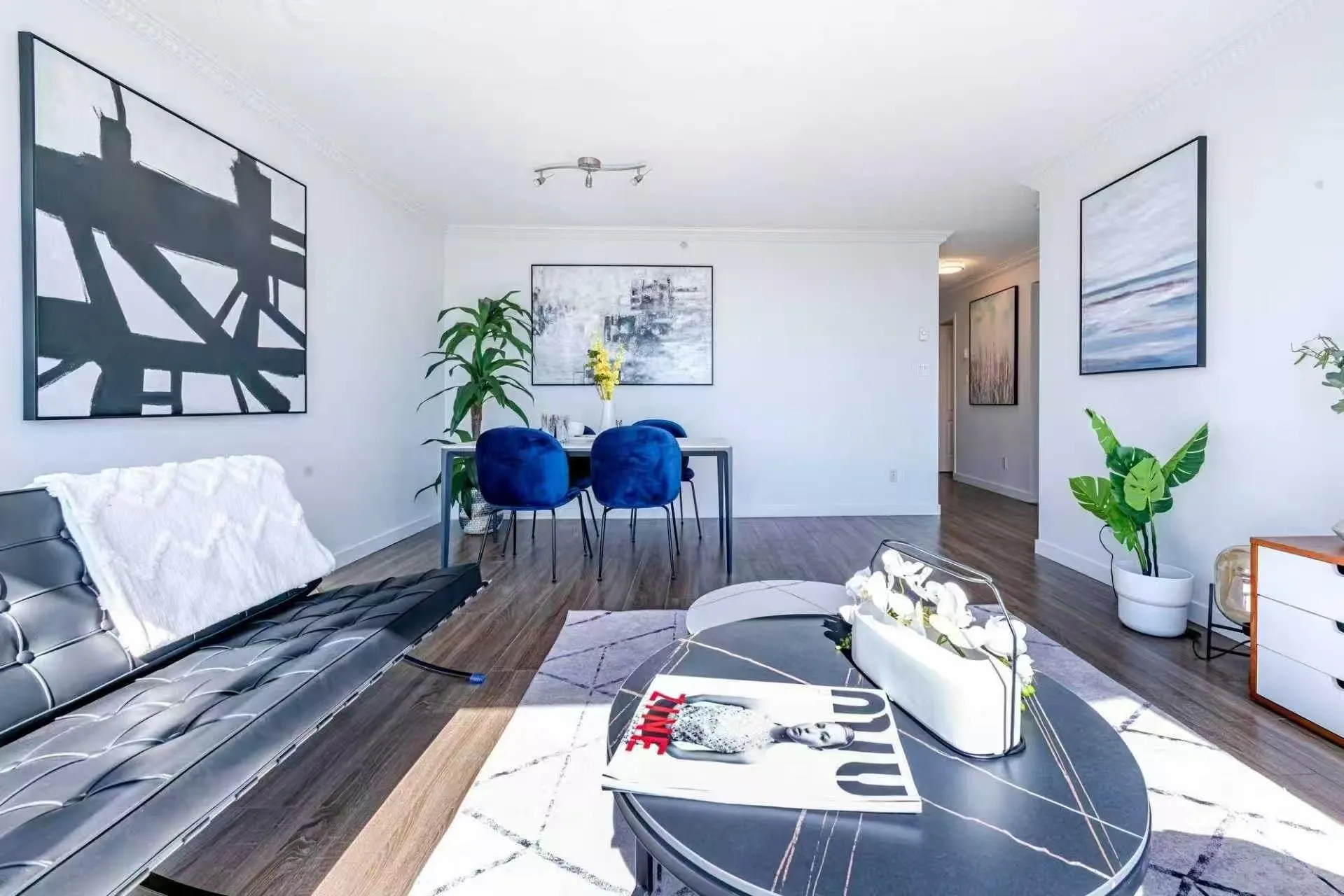 7760 Granville Avenue