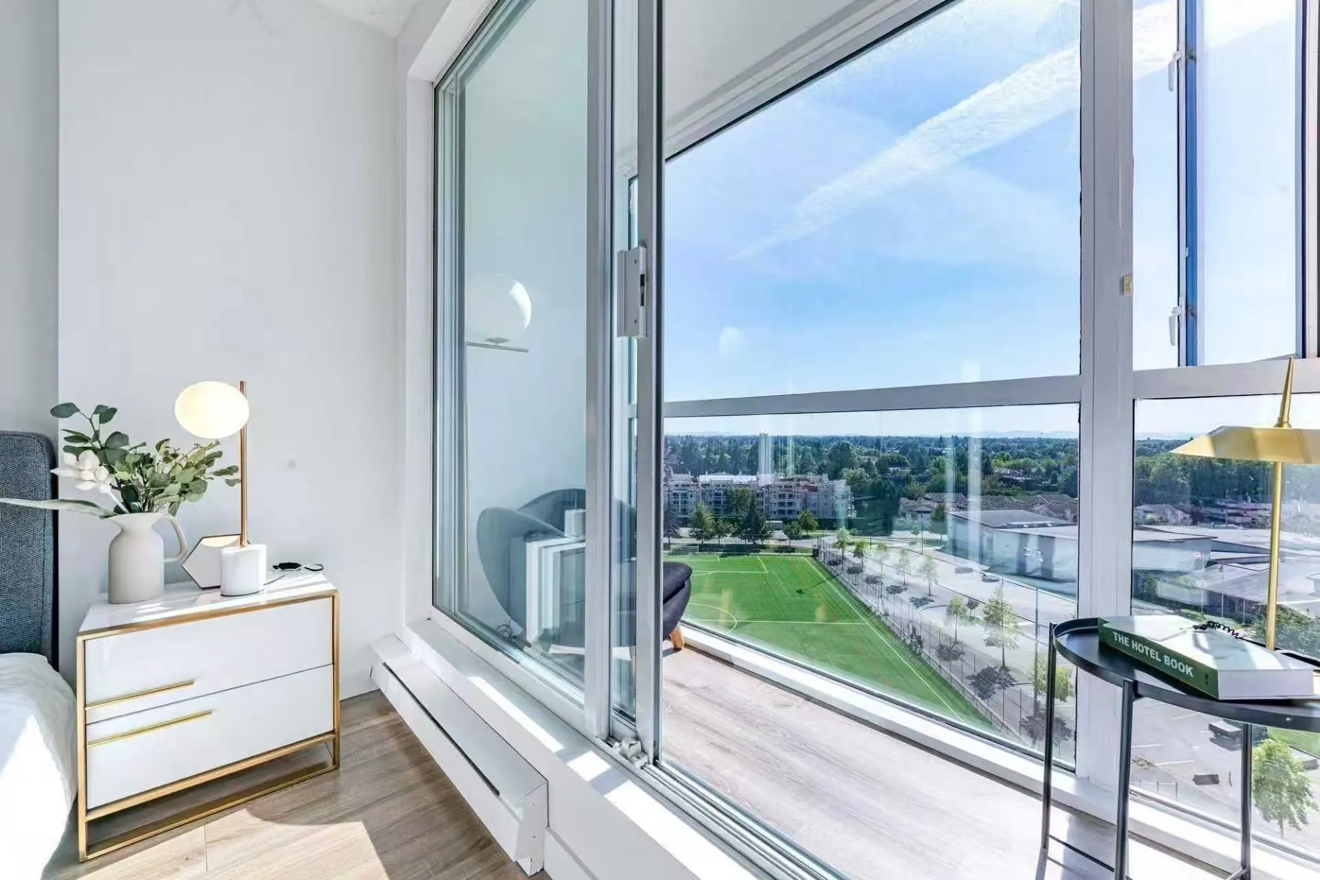 7760 Granville Avenue