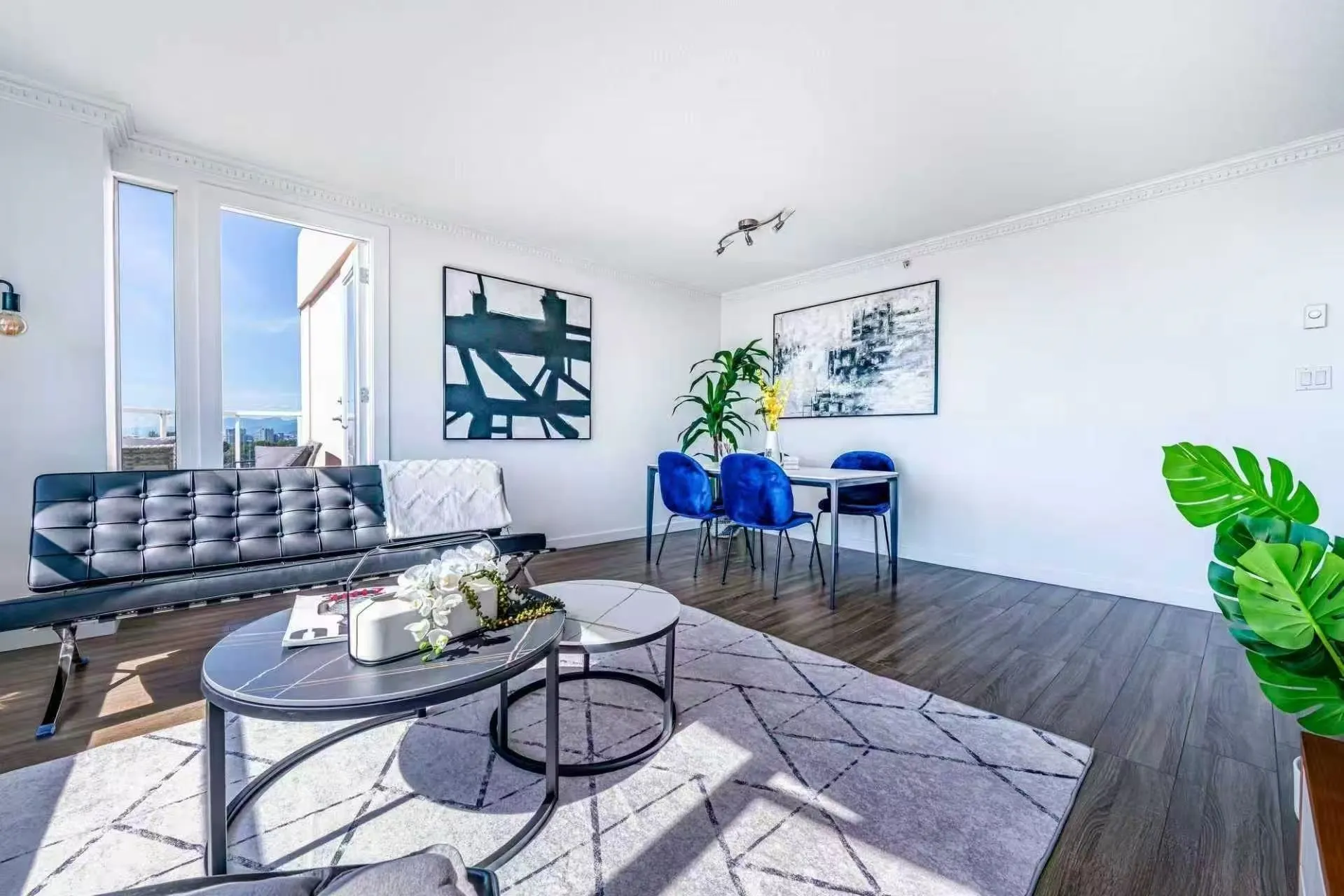 7760 Granville Avenue