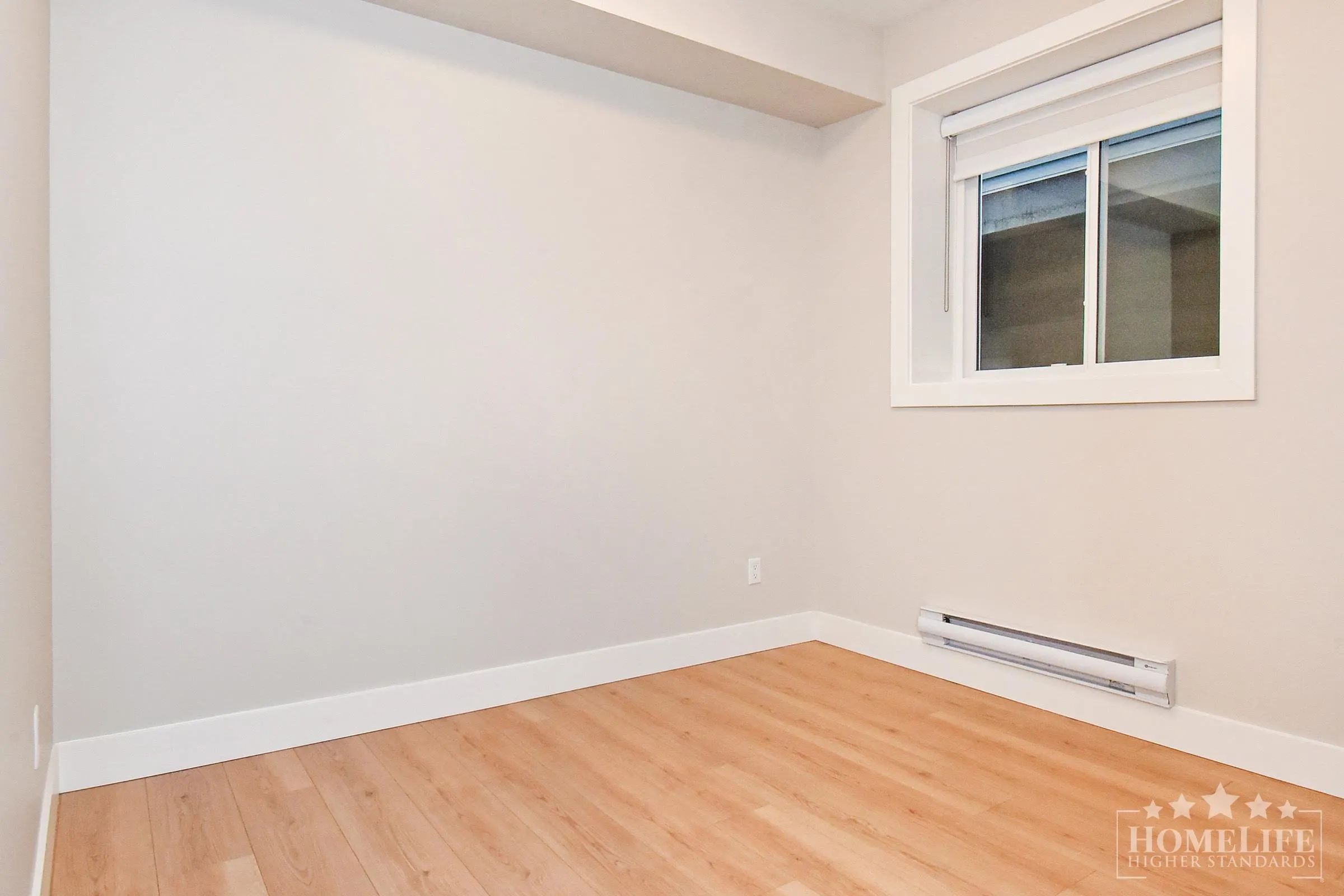 Basement 16770 20a Avenue