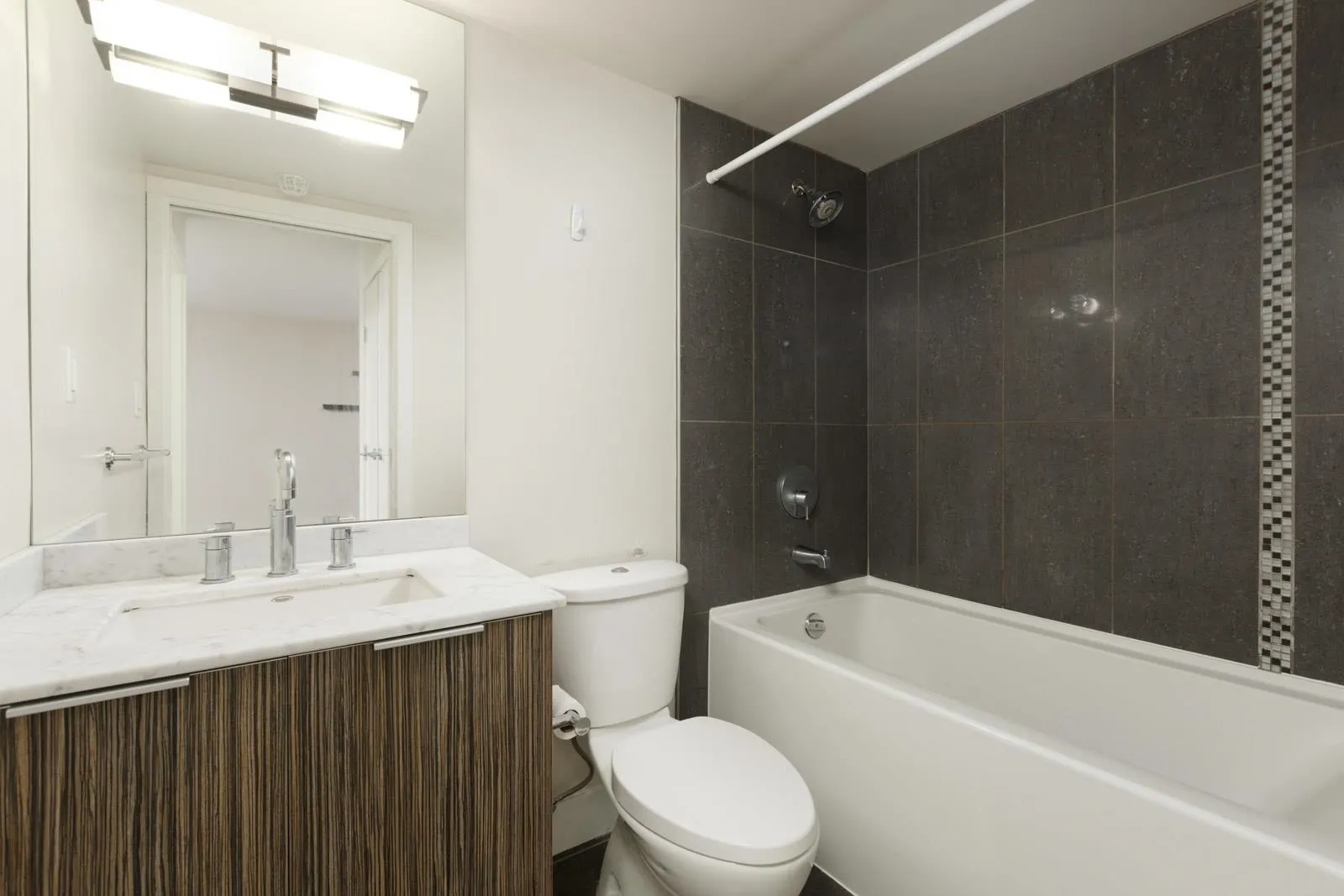 1502 1088 Richards Street