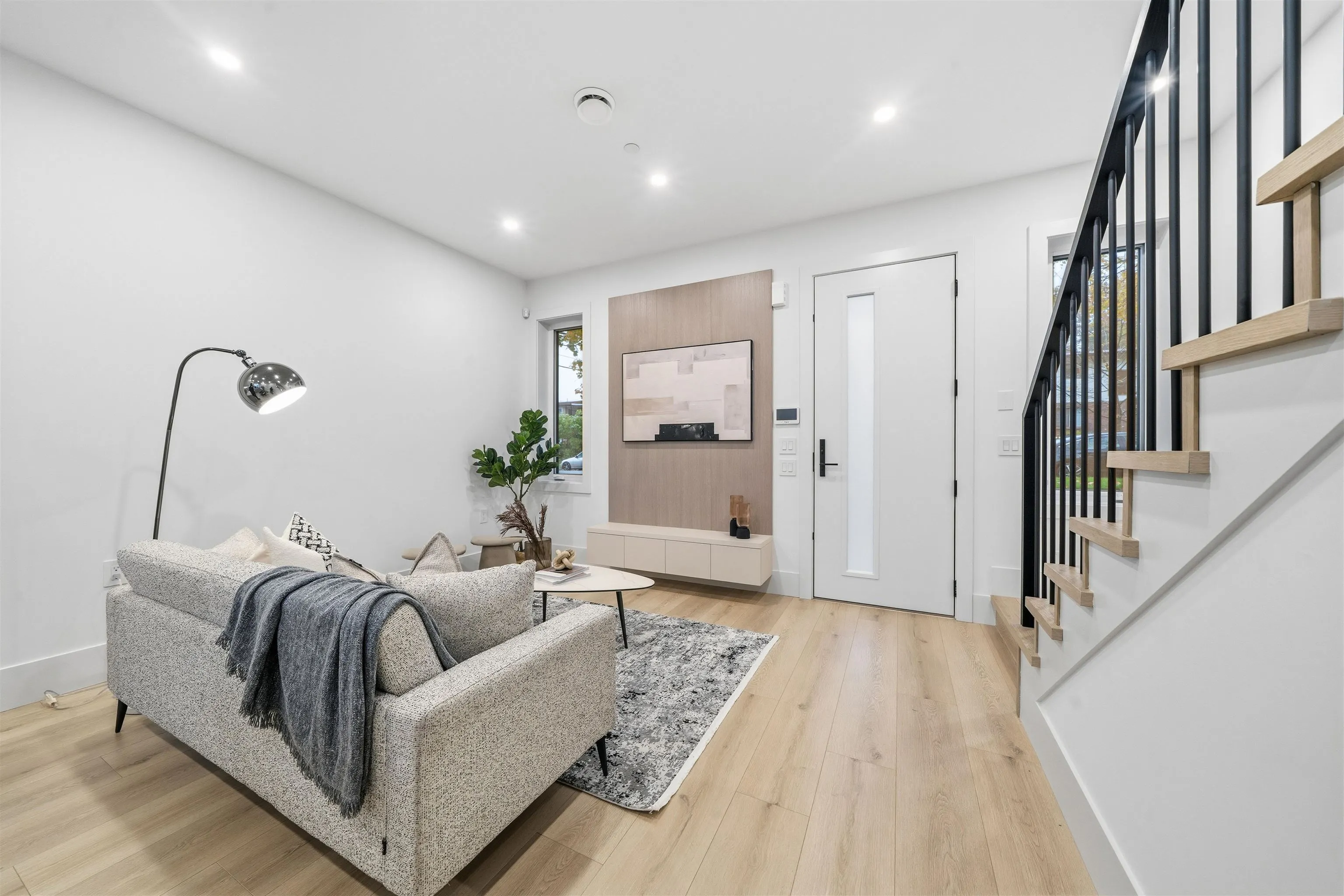 323 N Kamloops Street