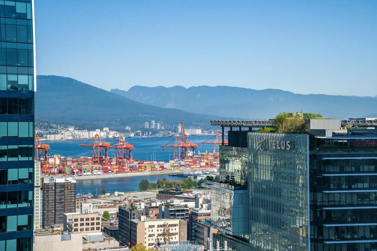 3309 833 Seymour Street