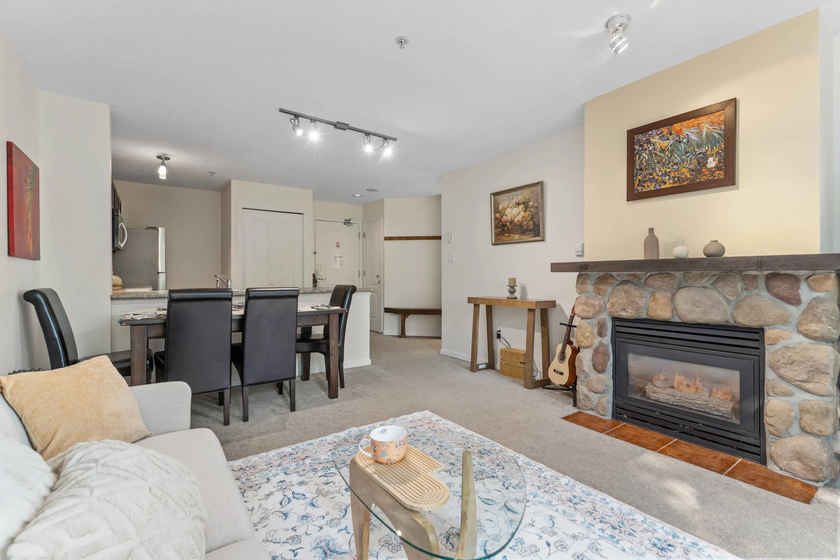 203 4314 Main Street