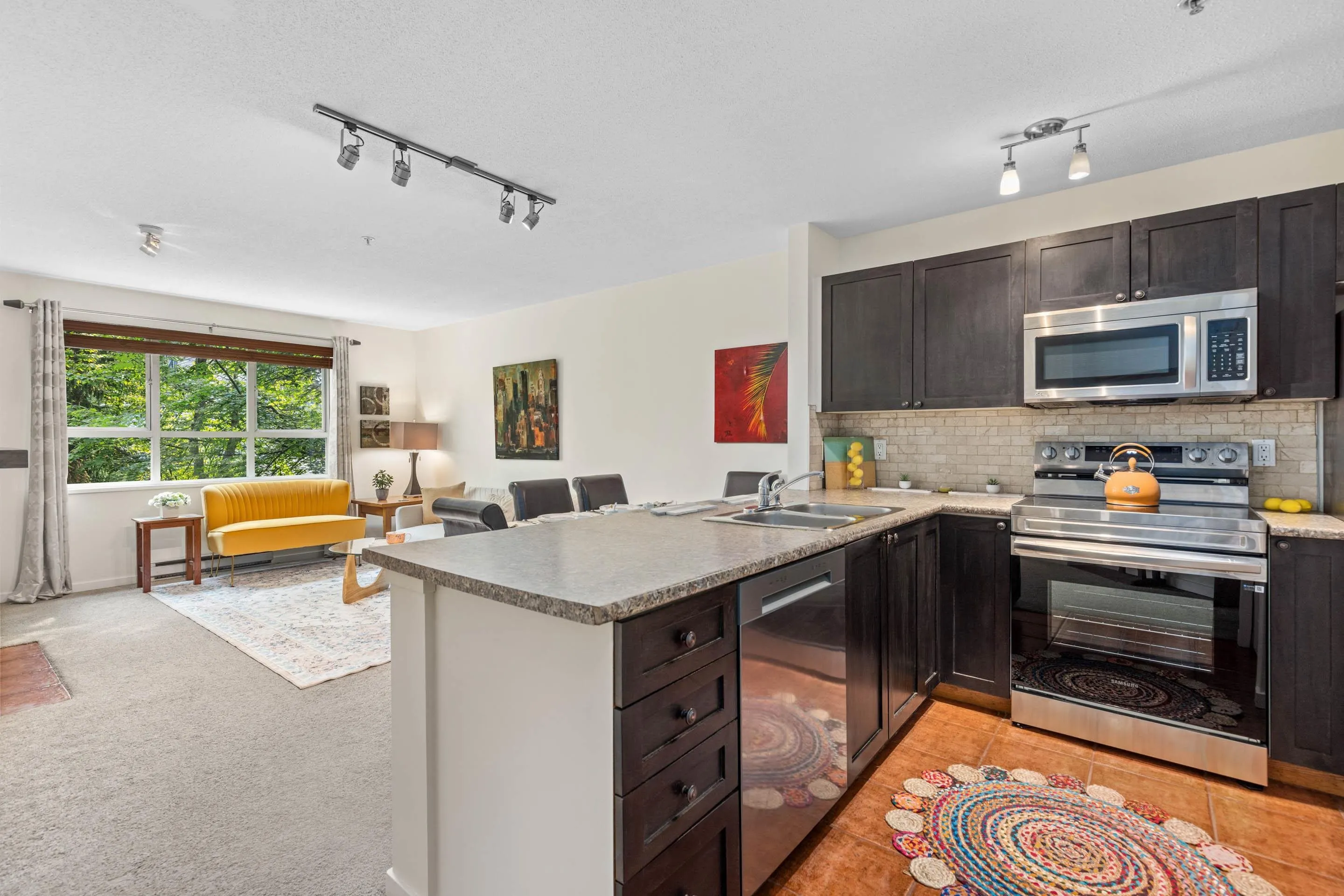 203 4314 Main Street