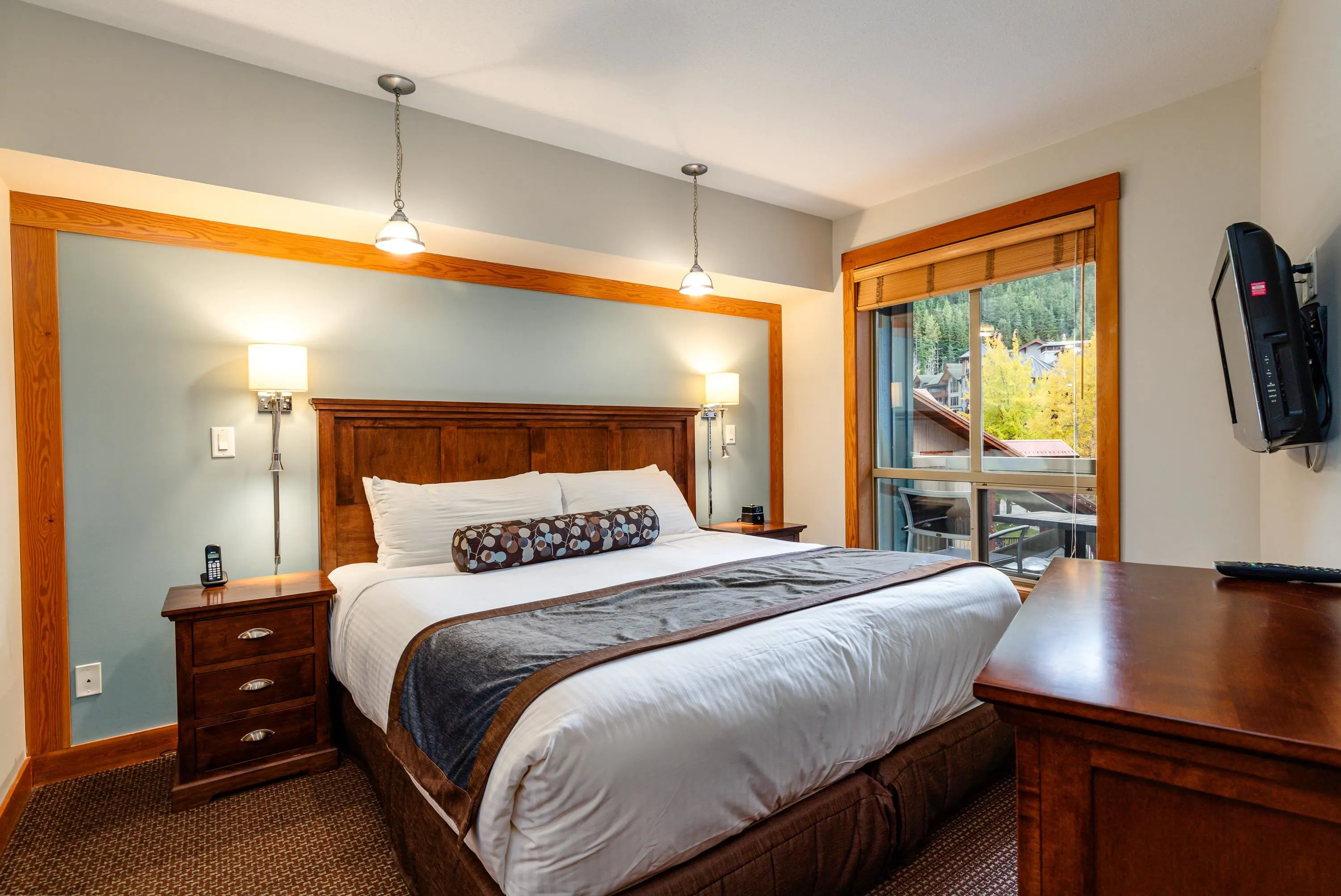 315B 2036 London Lane