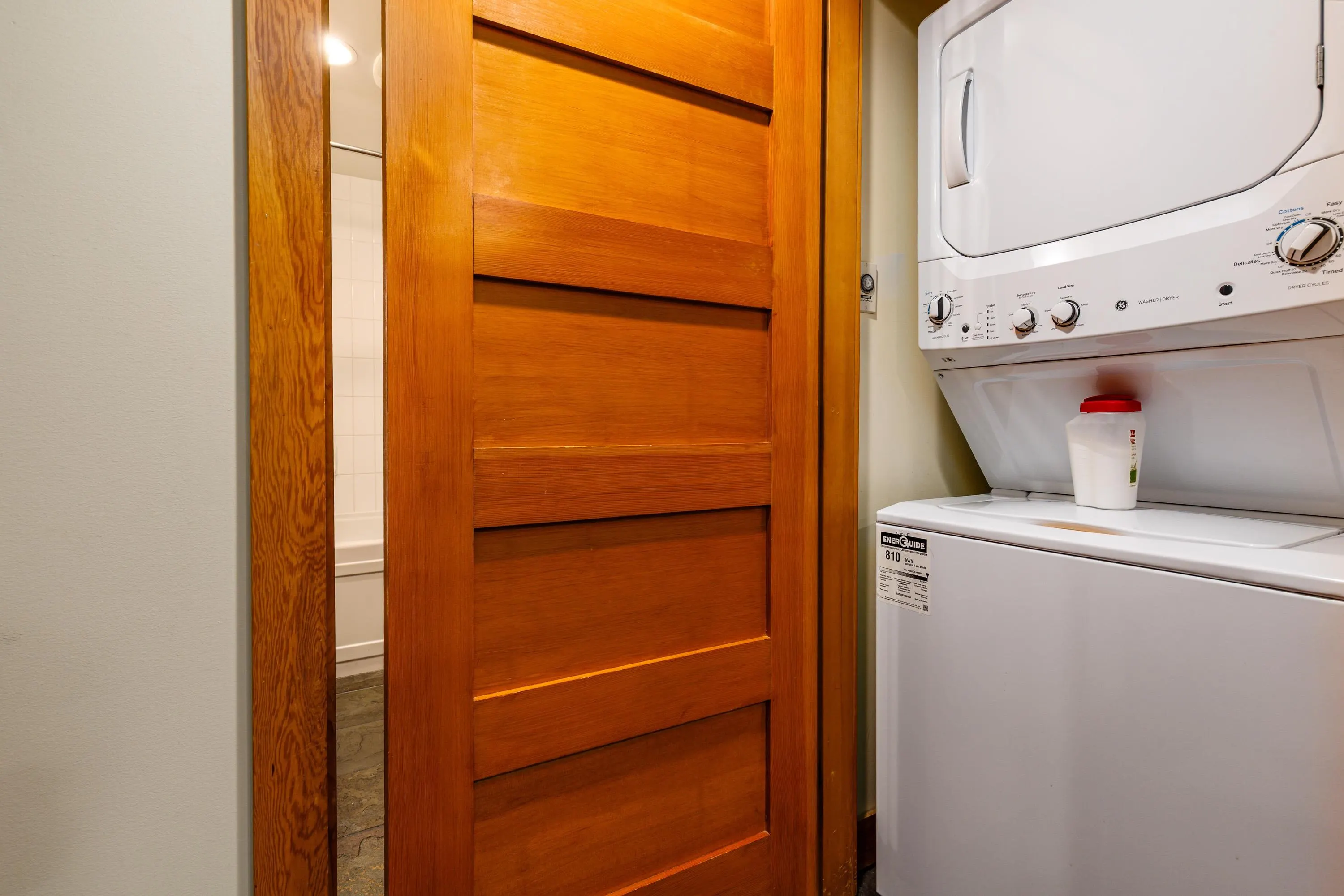 315B 2036 London Lane