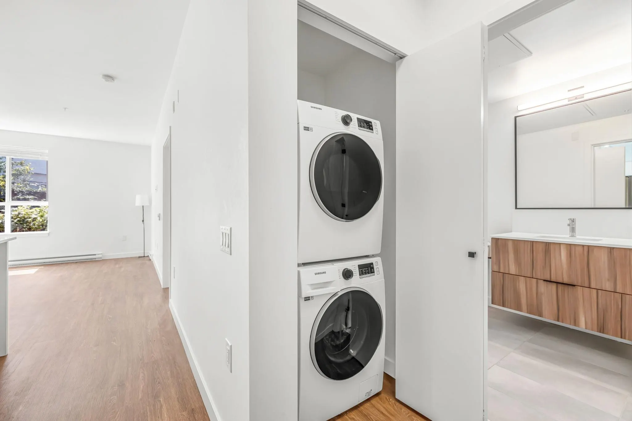 305 3229 St. Johns Street