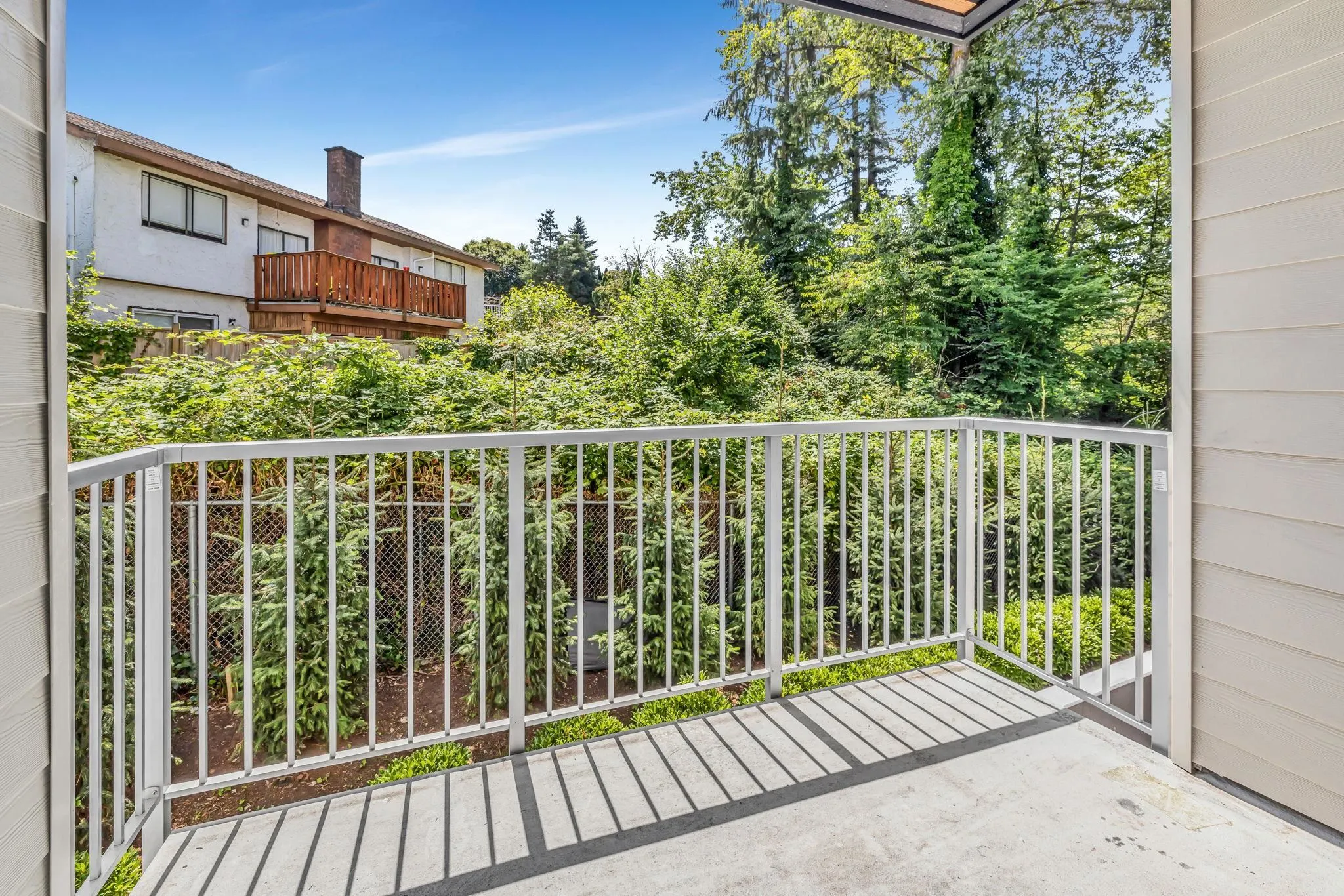 305 3229 St. Johns Street