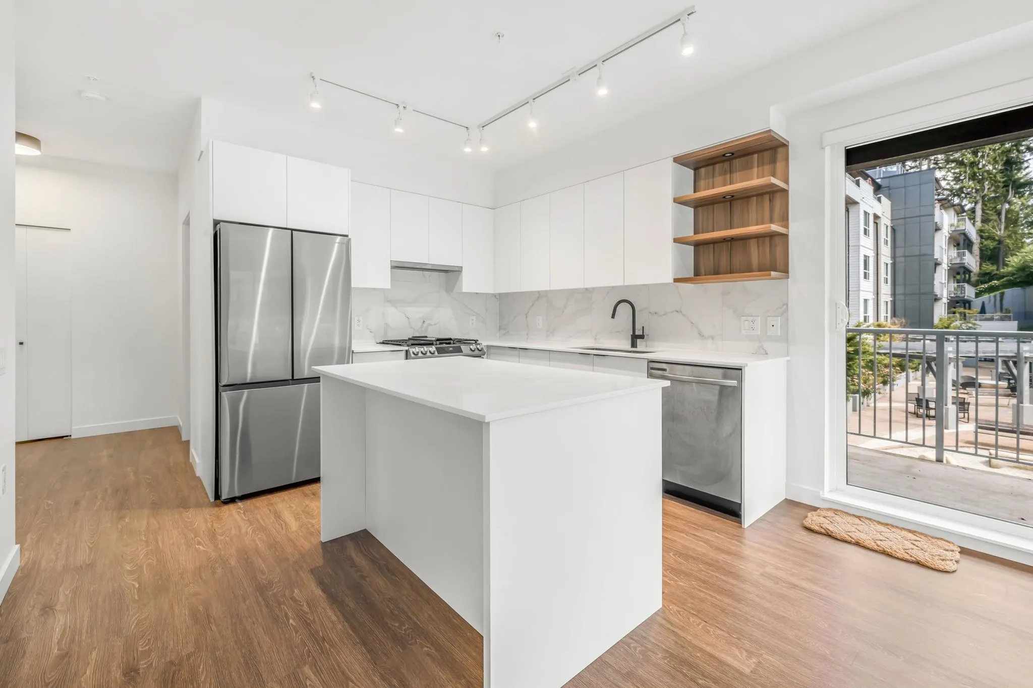 305 3229 St. Johns Street