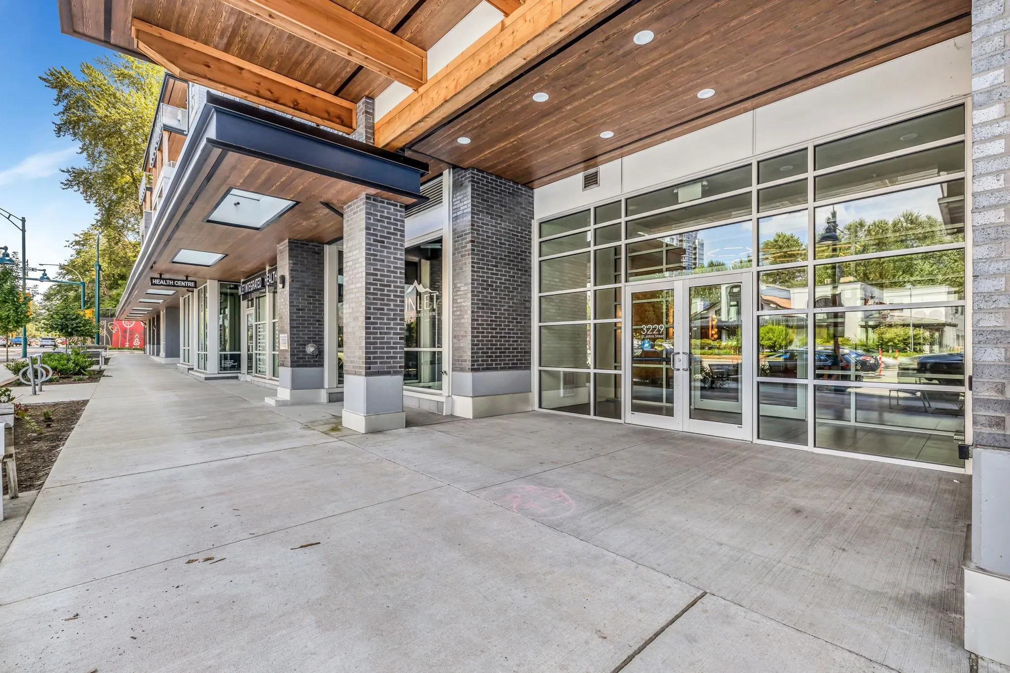 305 3229 St. Johns Street