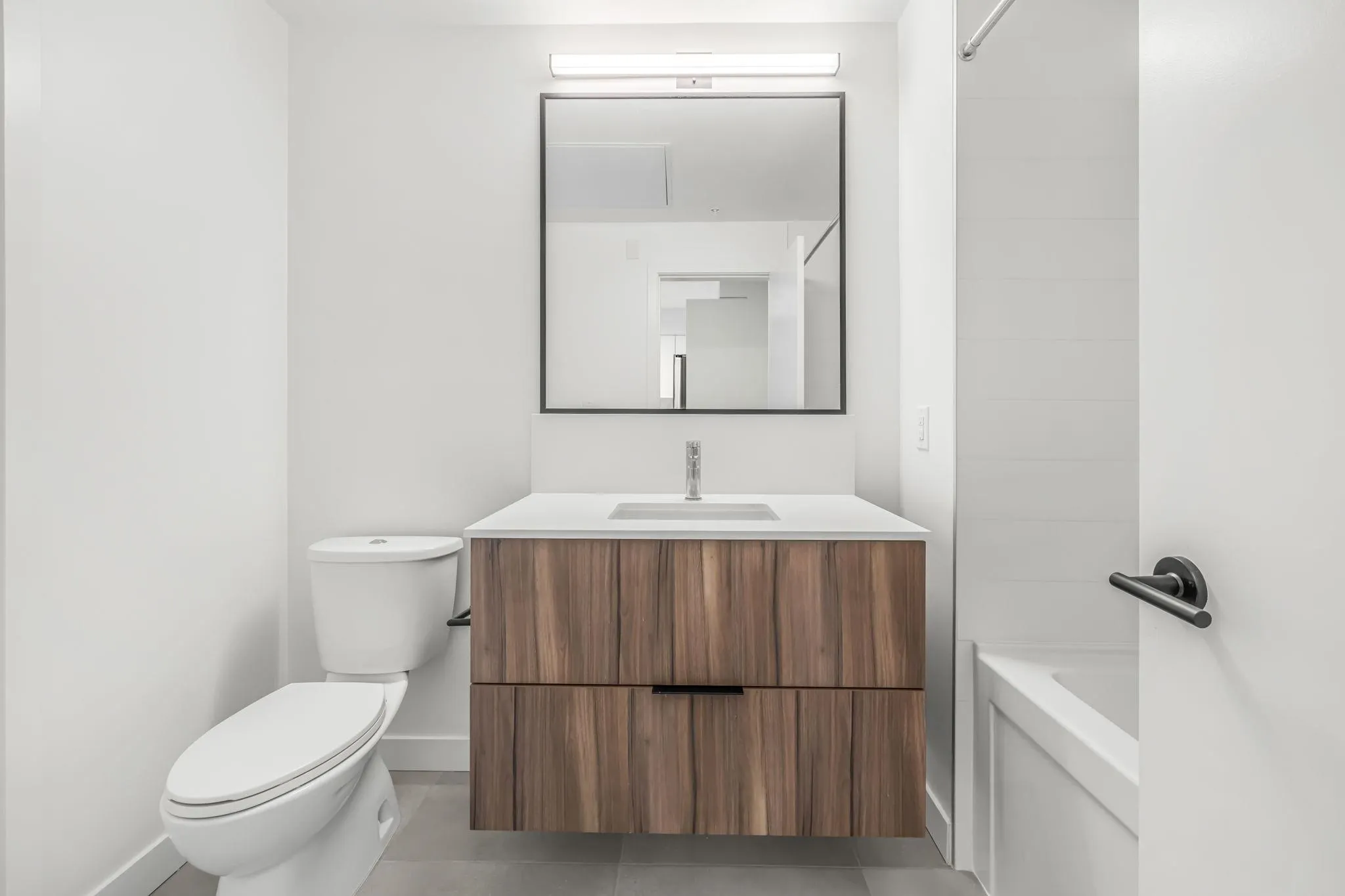 305 3229 St. Johns Street