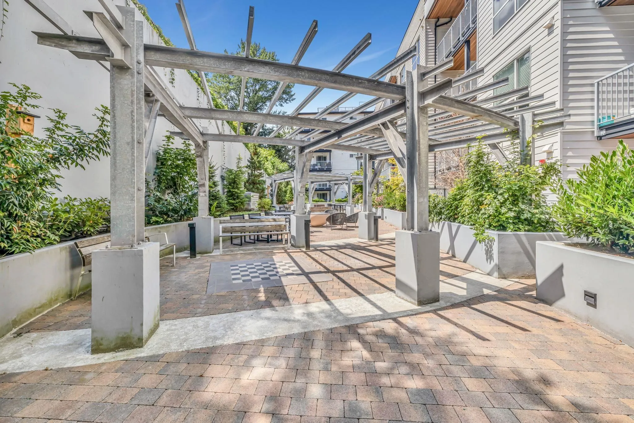 305 3229 St. Johns Street