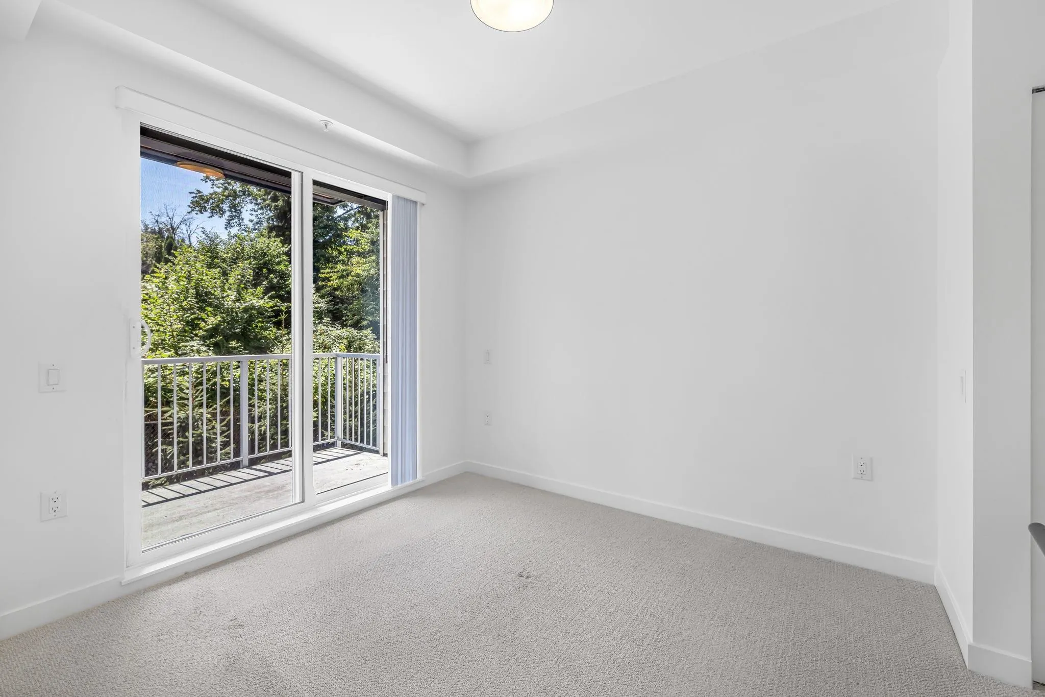 305 3229 St. Johns Street