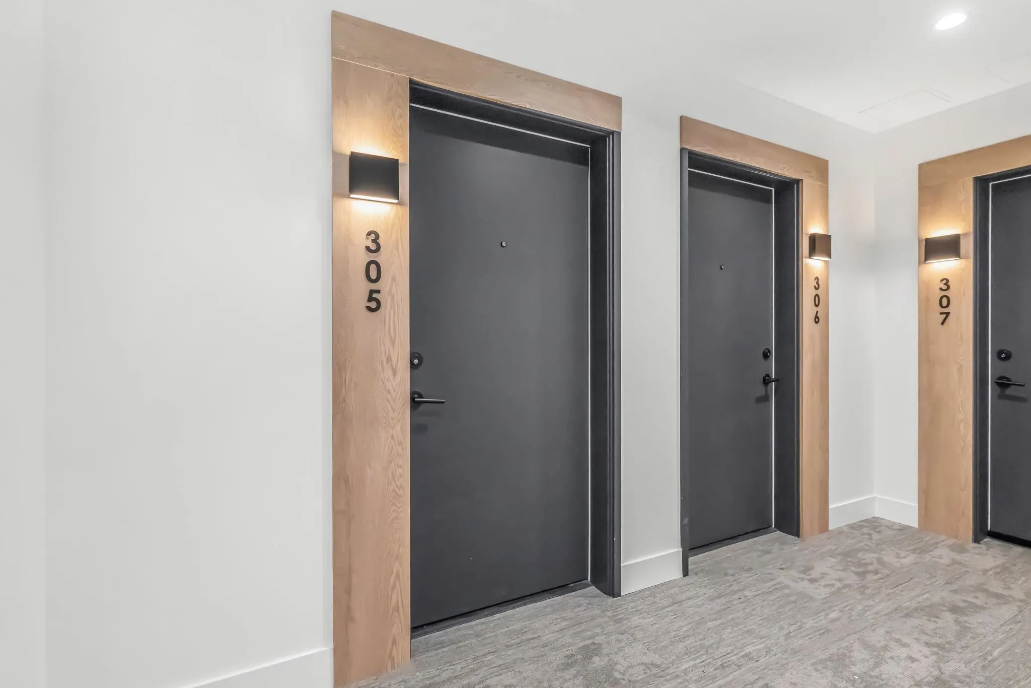 305 3229 St. Johns Street