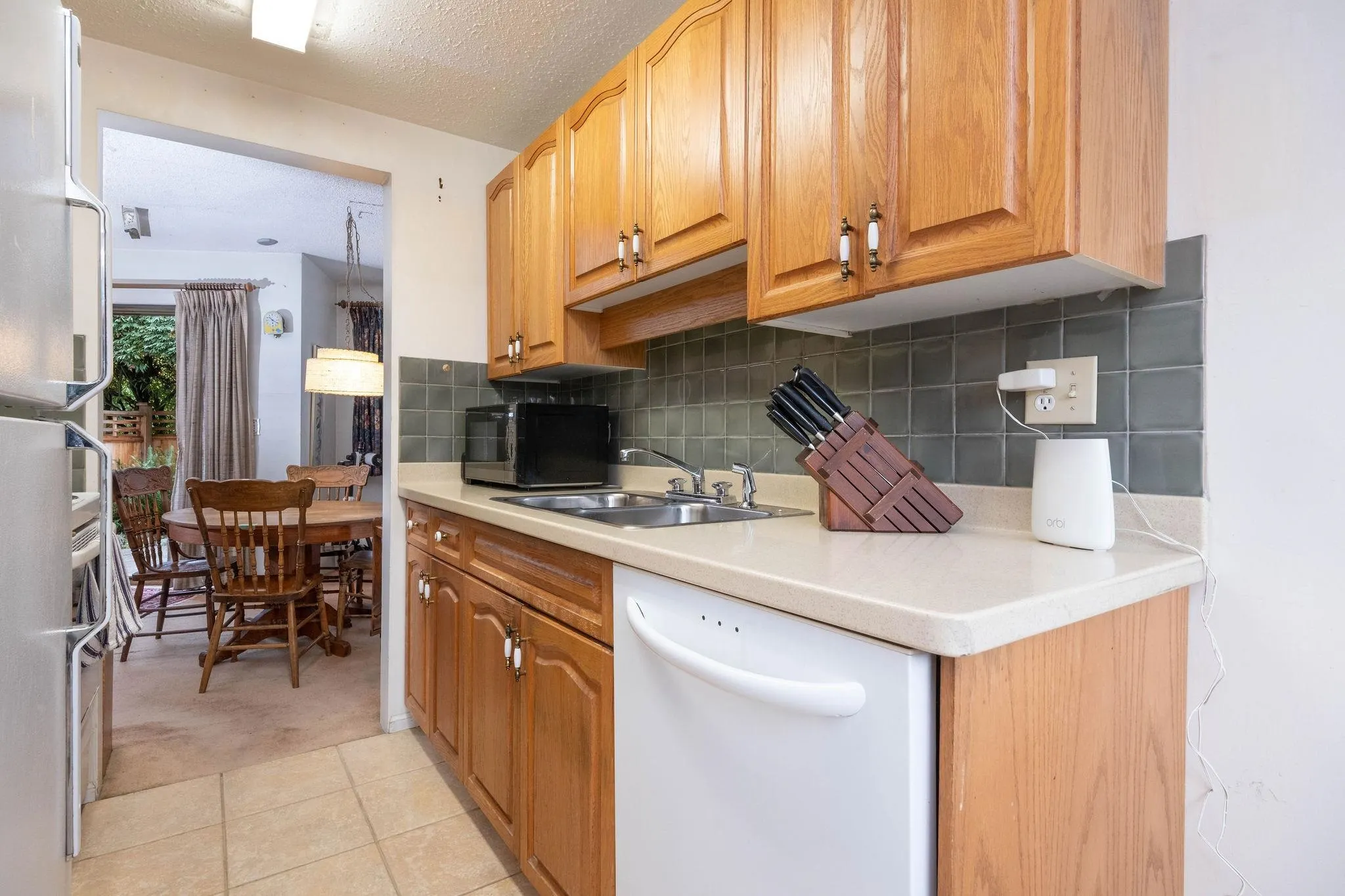 14 251 W 14th Street