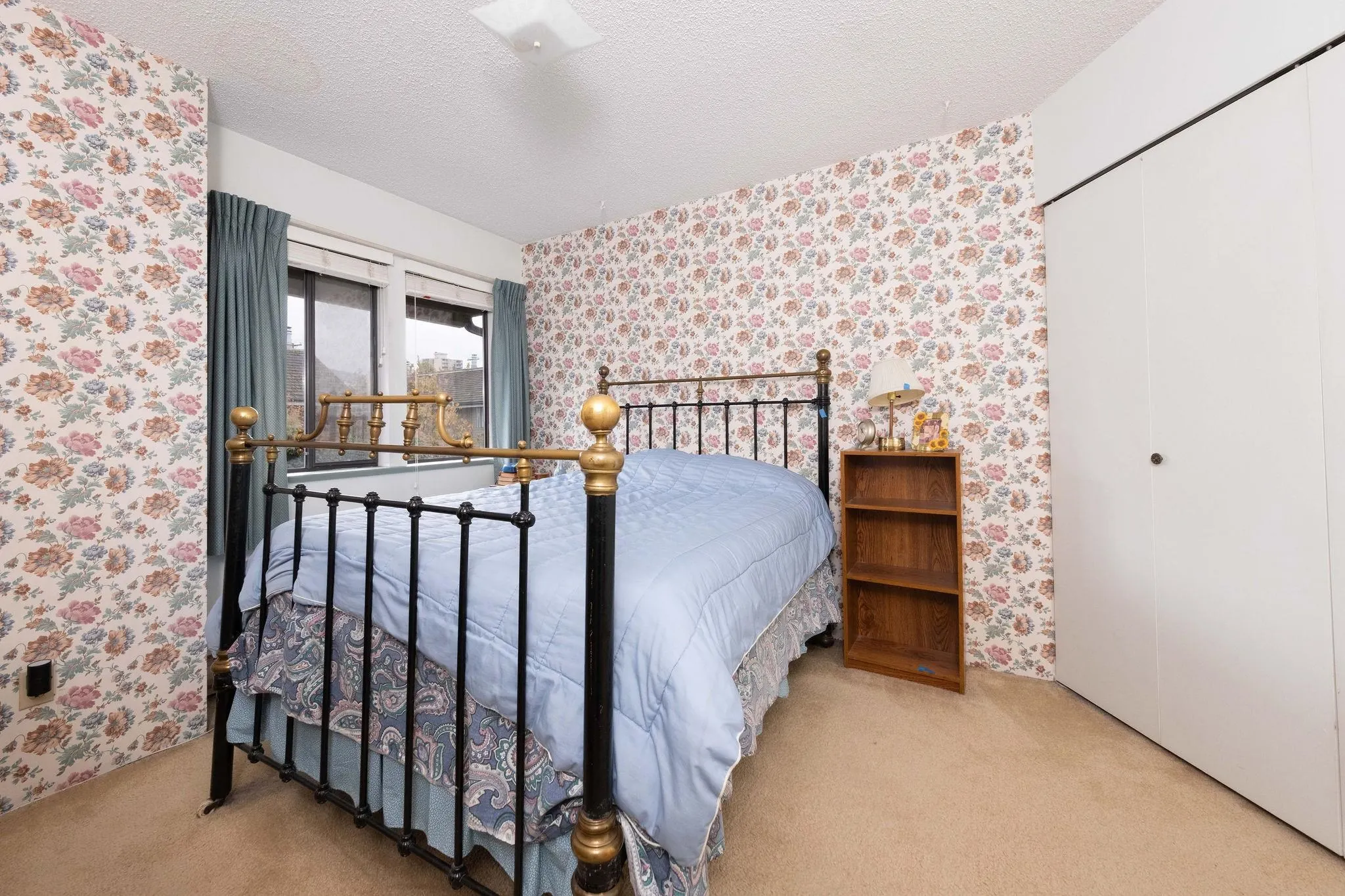 14 251 W 14th Street