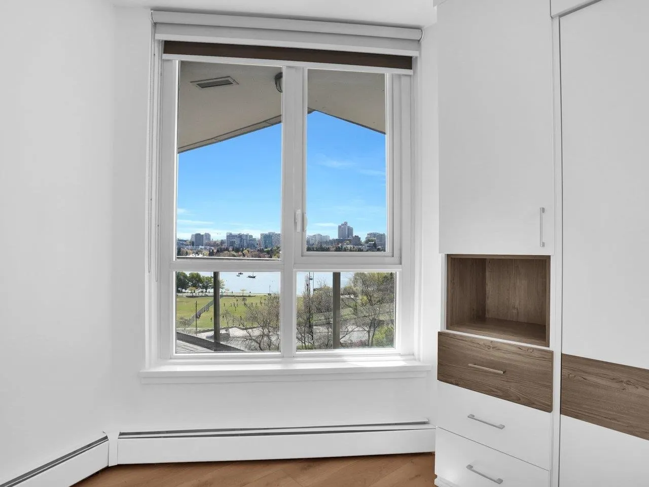 802 1318 Homer Street