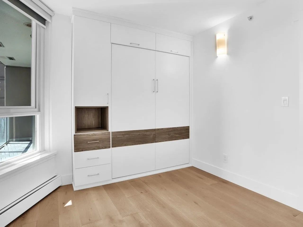 802 1318 Homer Street