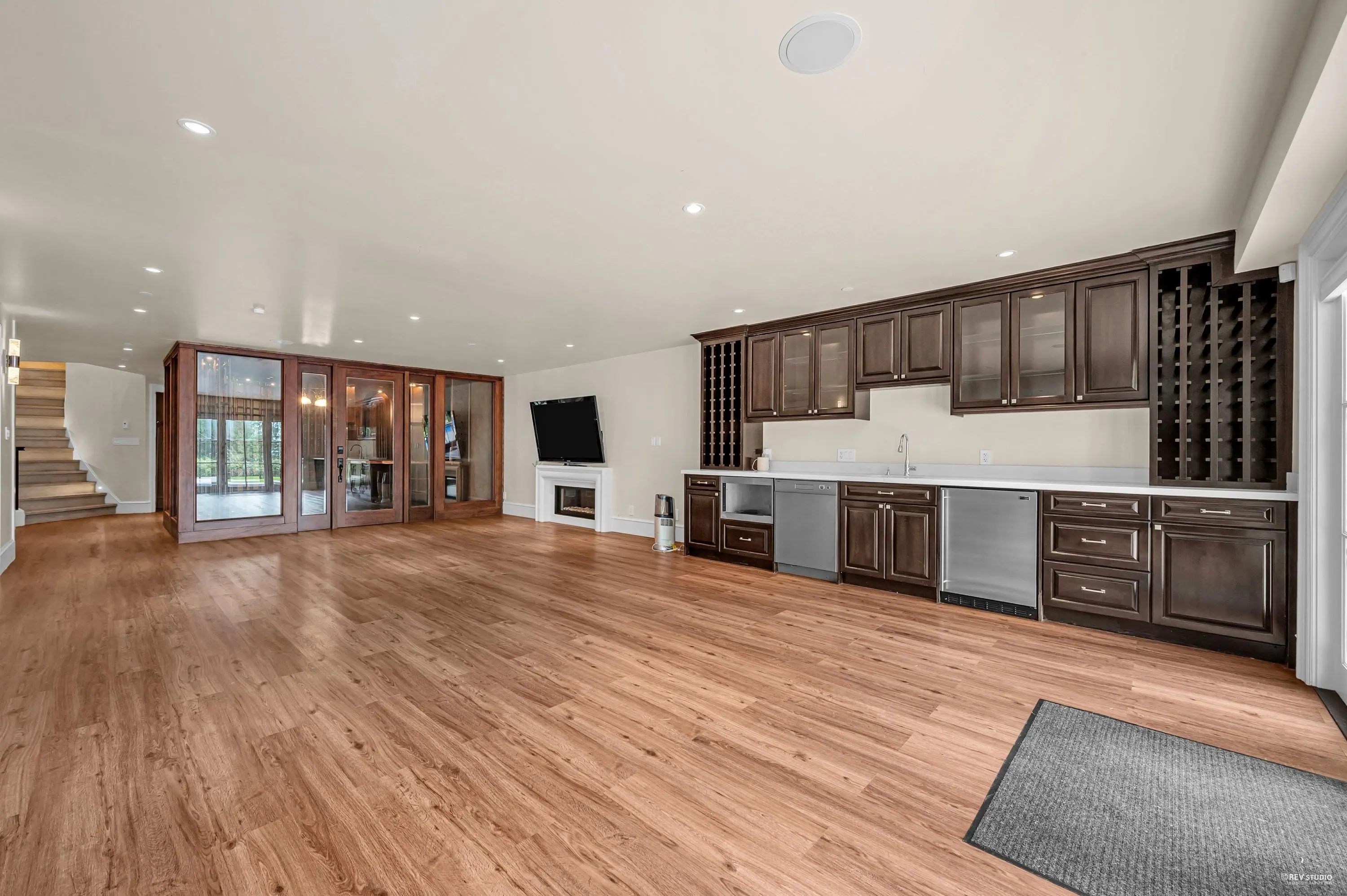 6089 Gleneagles Drive