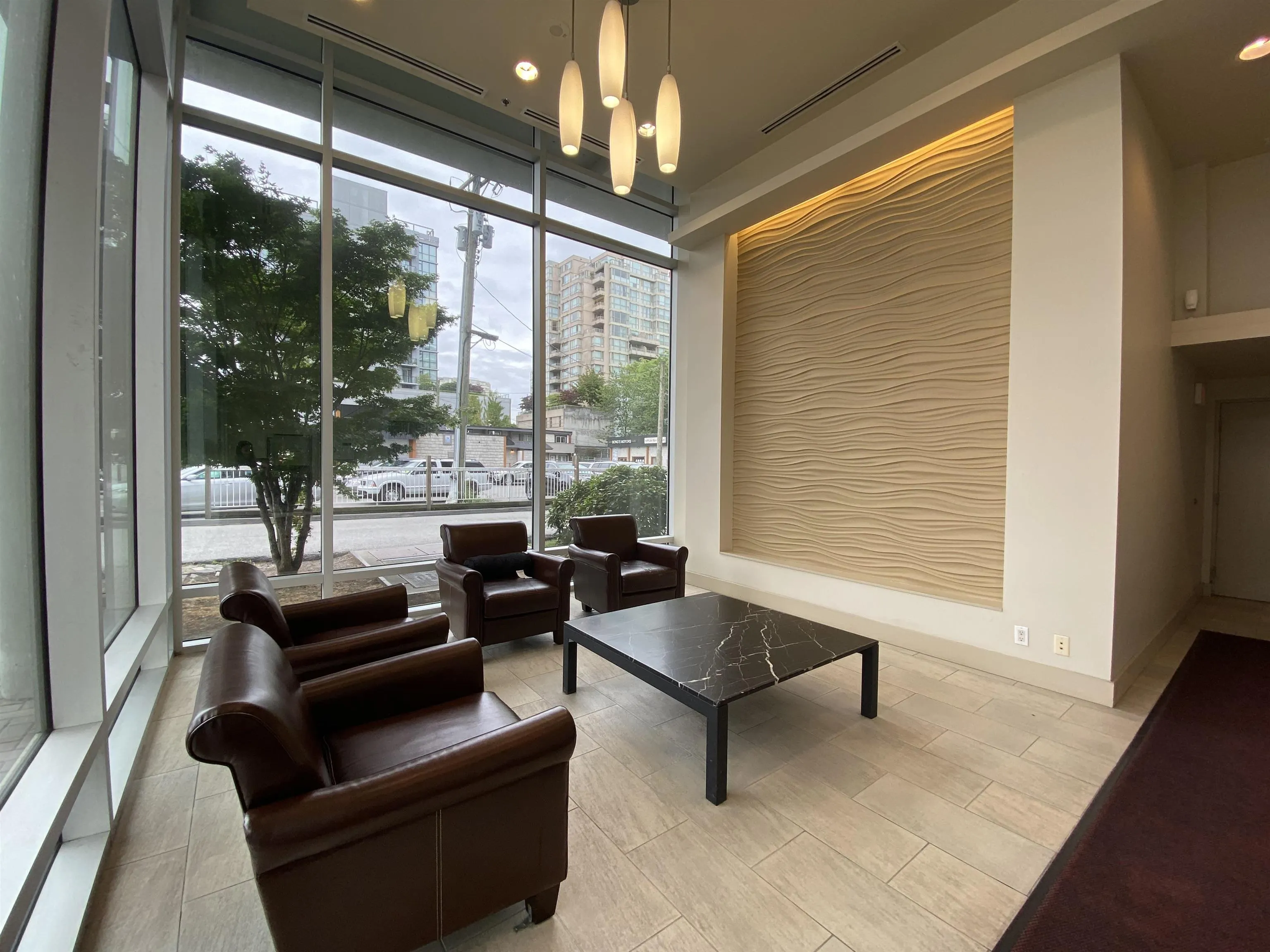 1606 8068 Westminster