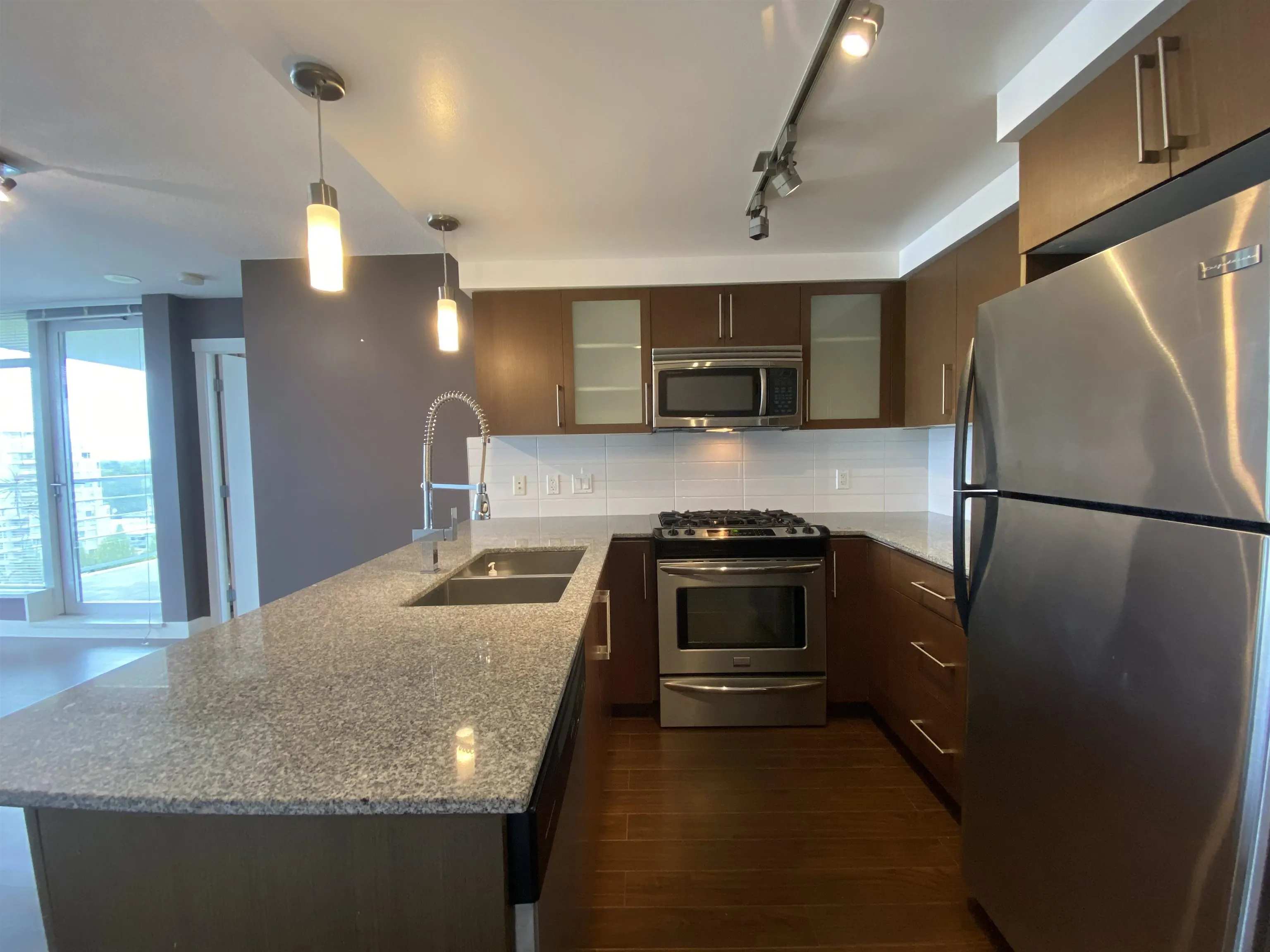 1606 8068 Westminster