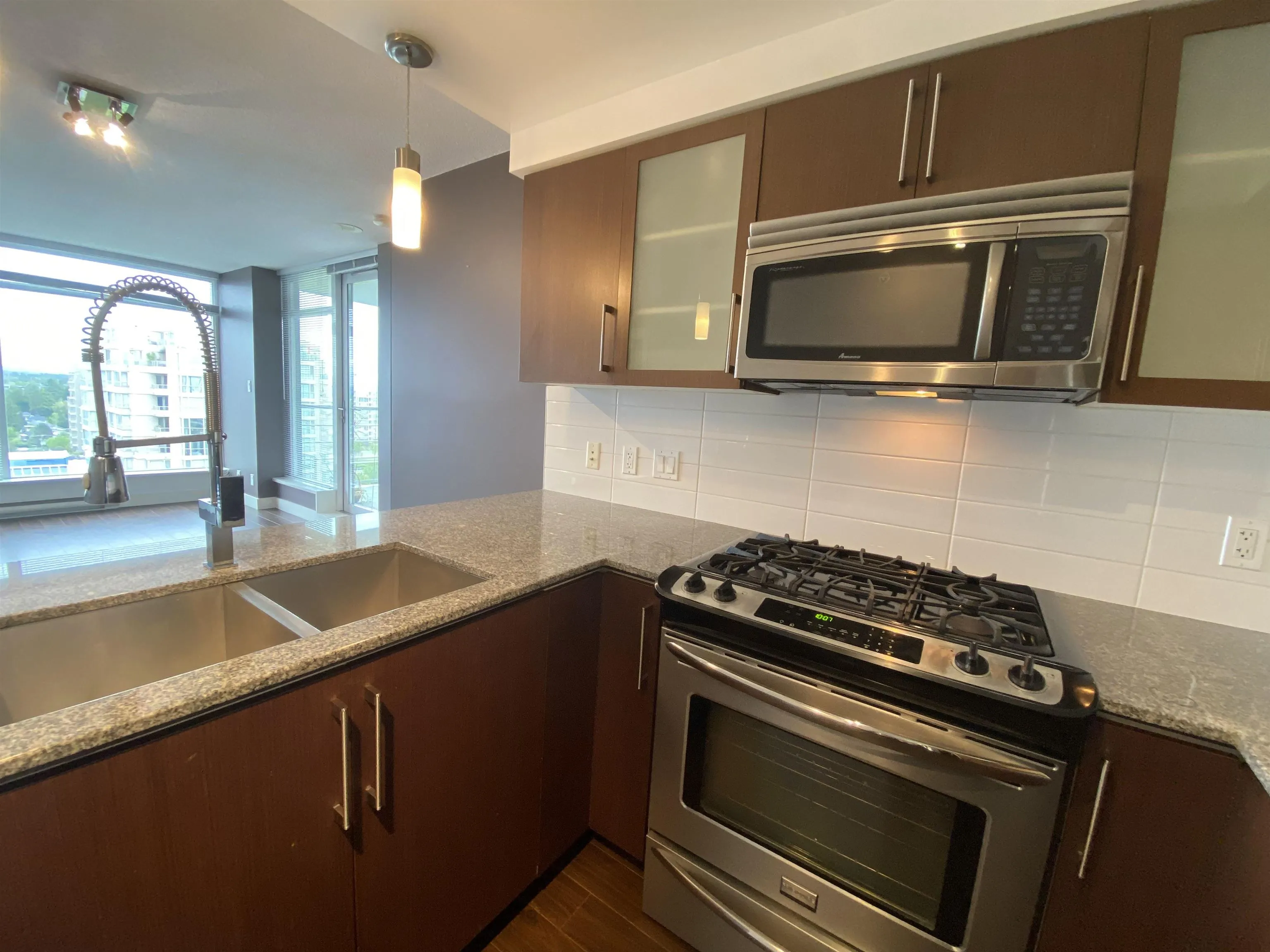 1606 8068 Westminster