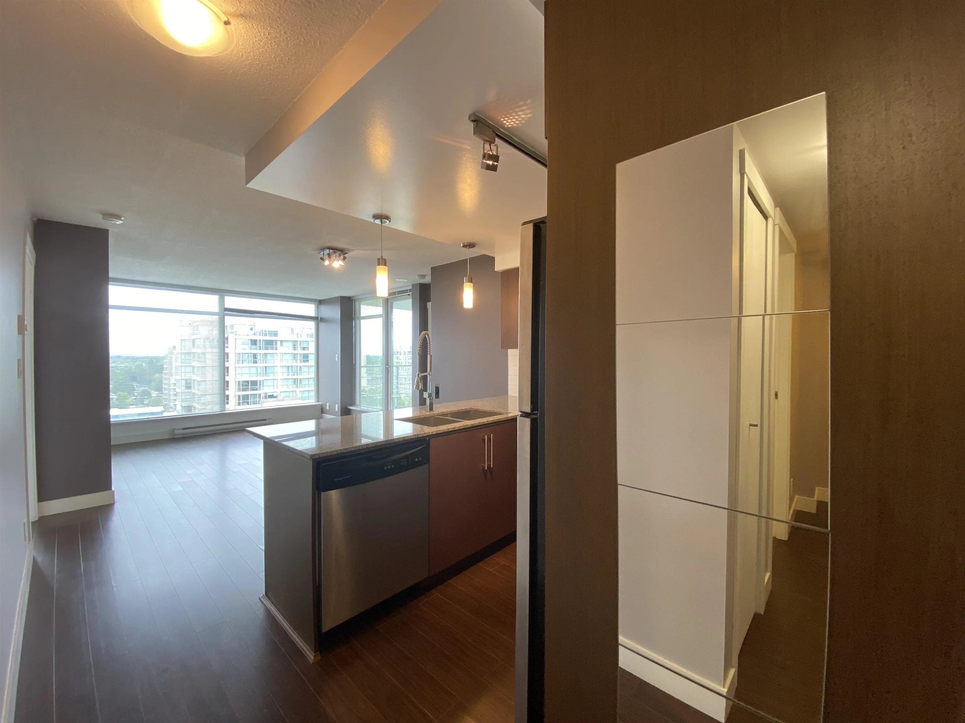 1606 8068 Westminster