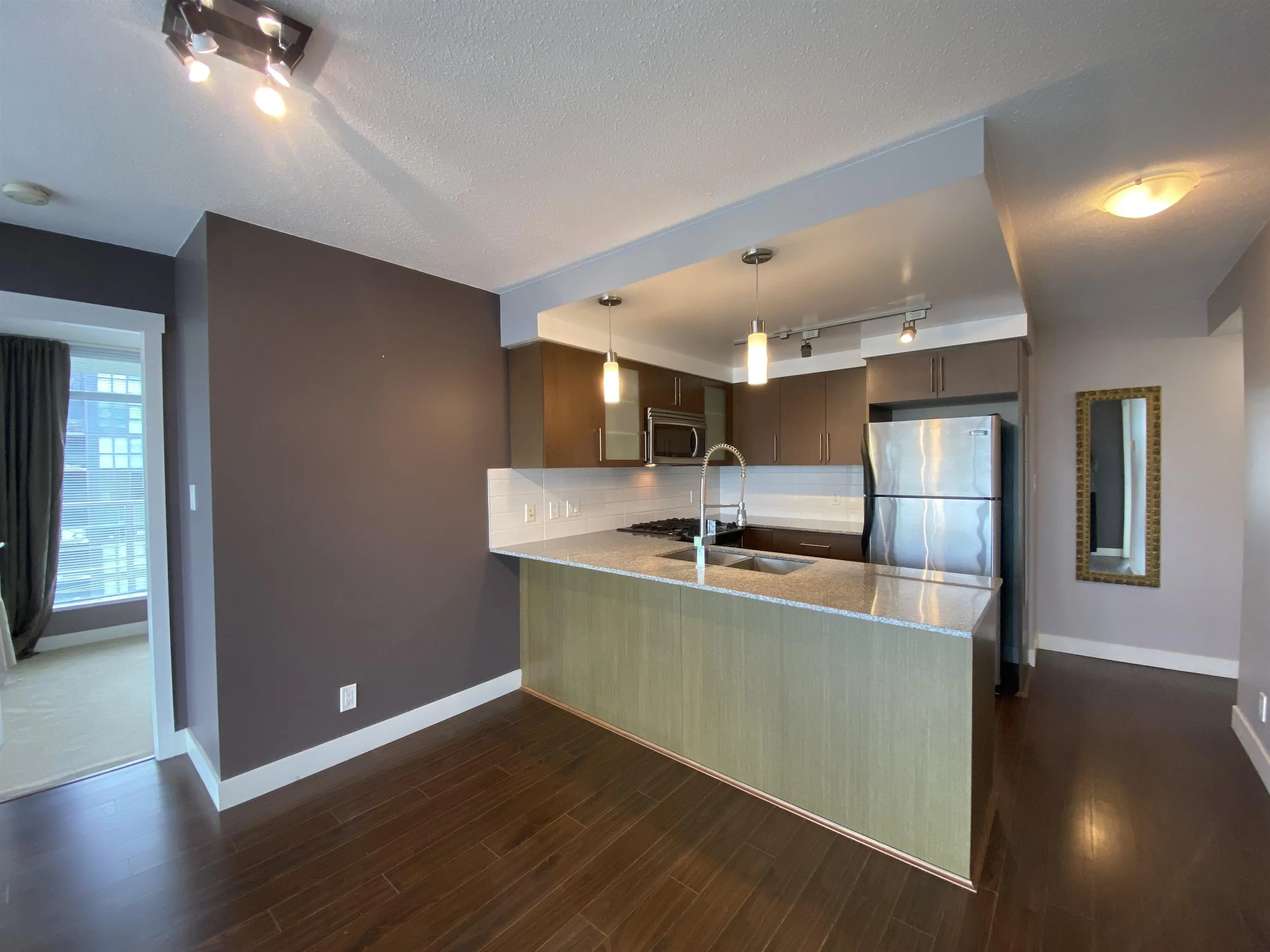 1606 8068 Westminster