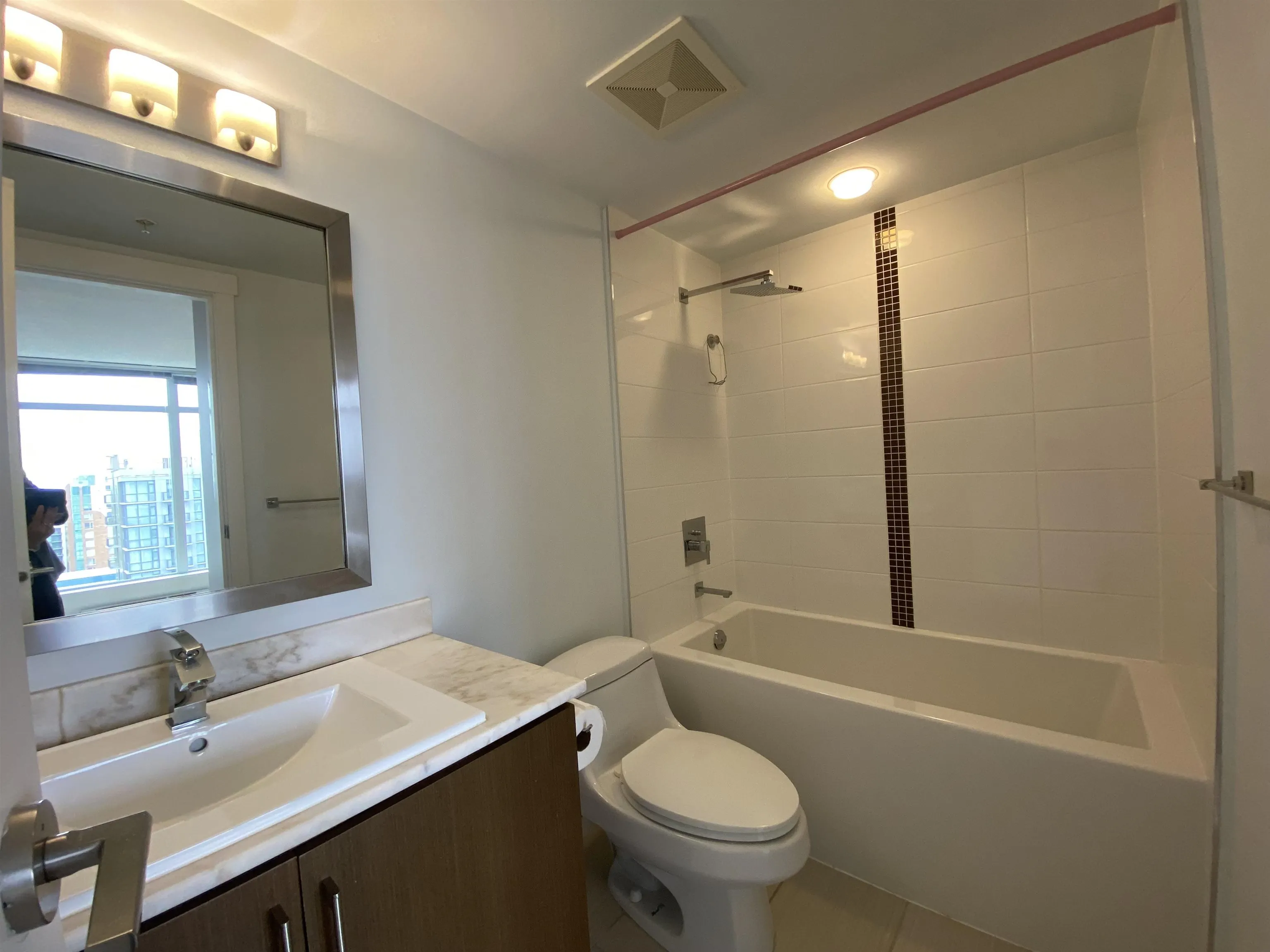 1606 8068 Westminster