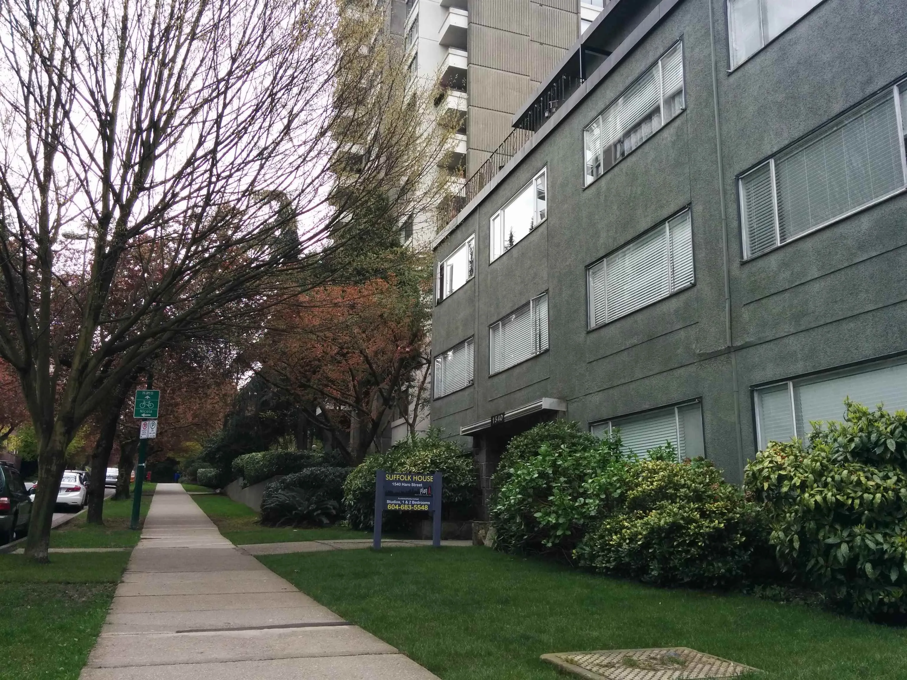 2B 1540 Haro Street