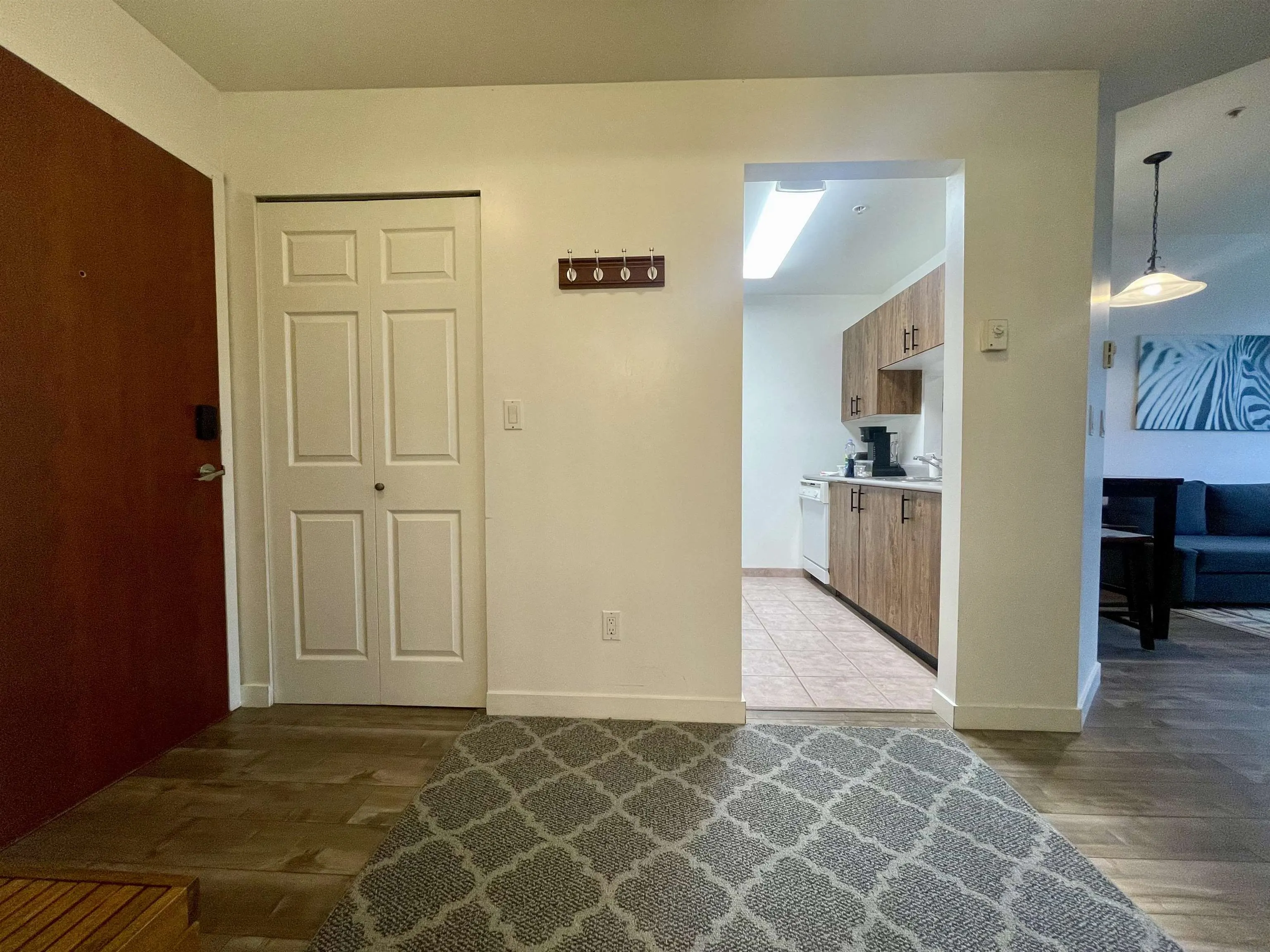 505 1010 Howe Street